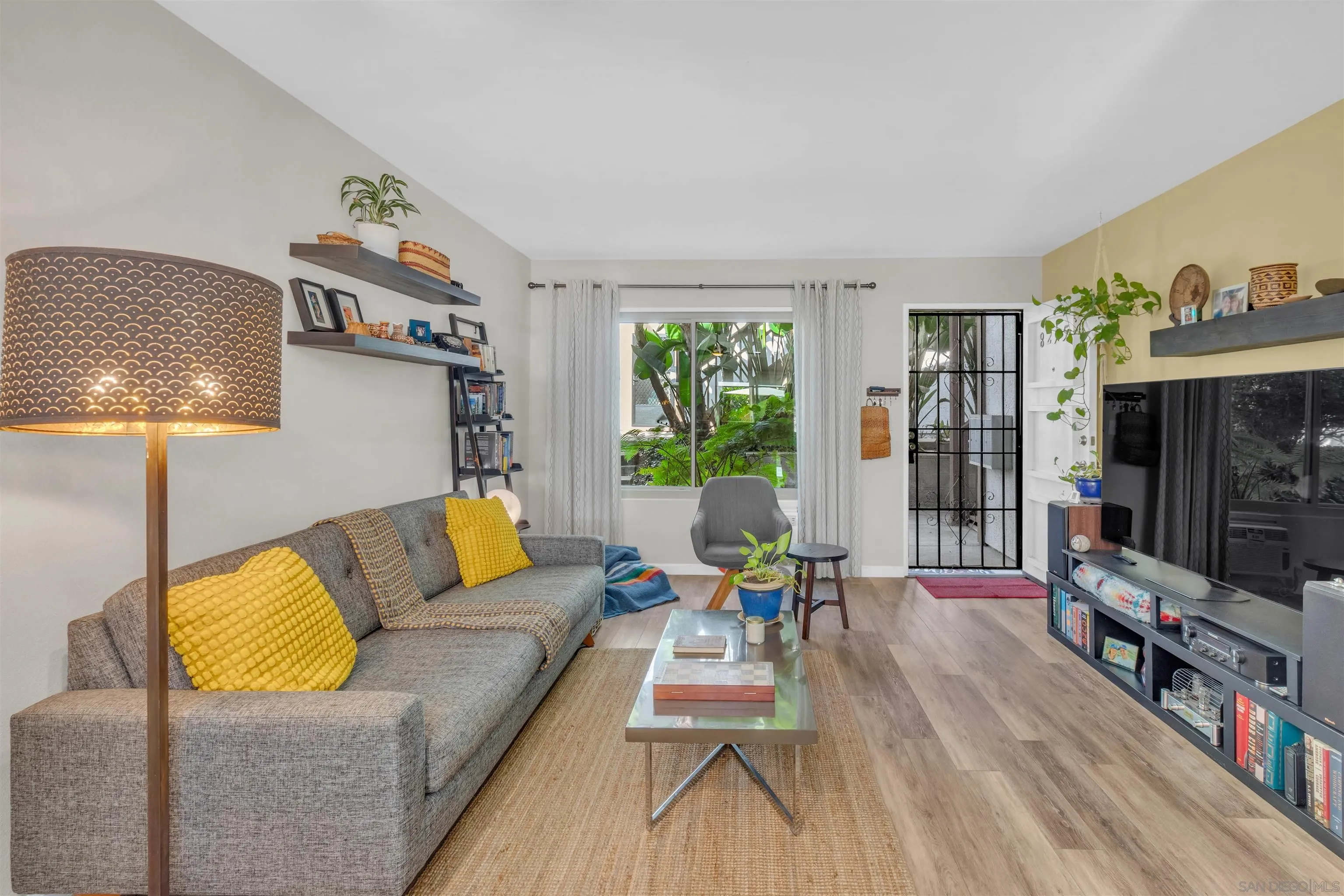 Photo #3: 260002360 Listing: Photo #3