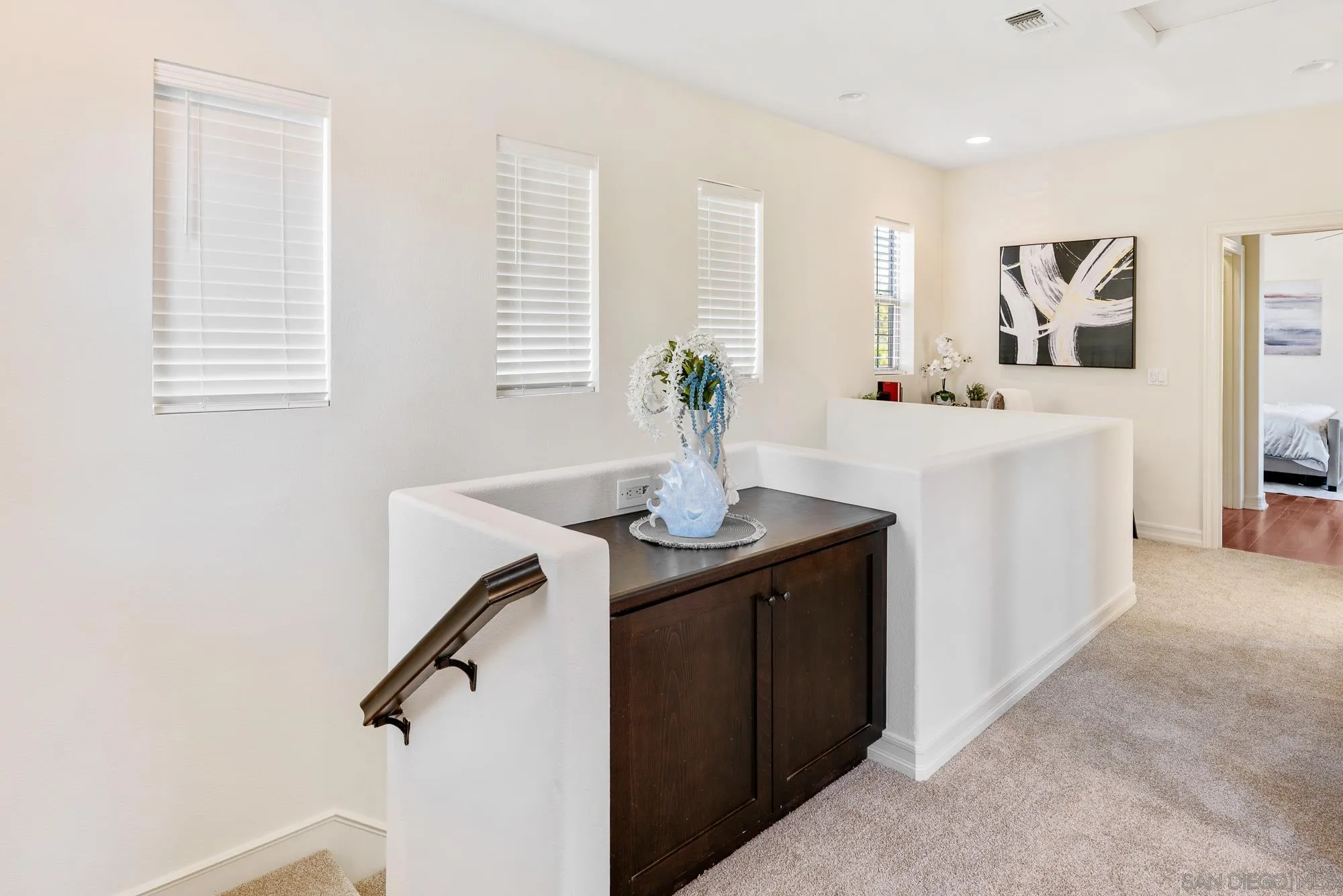 https://cdn.realtyfeed.com/cdn/127/260002367/28905e0e4a1cf15b2626b25c95e6c190.webp
