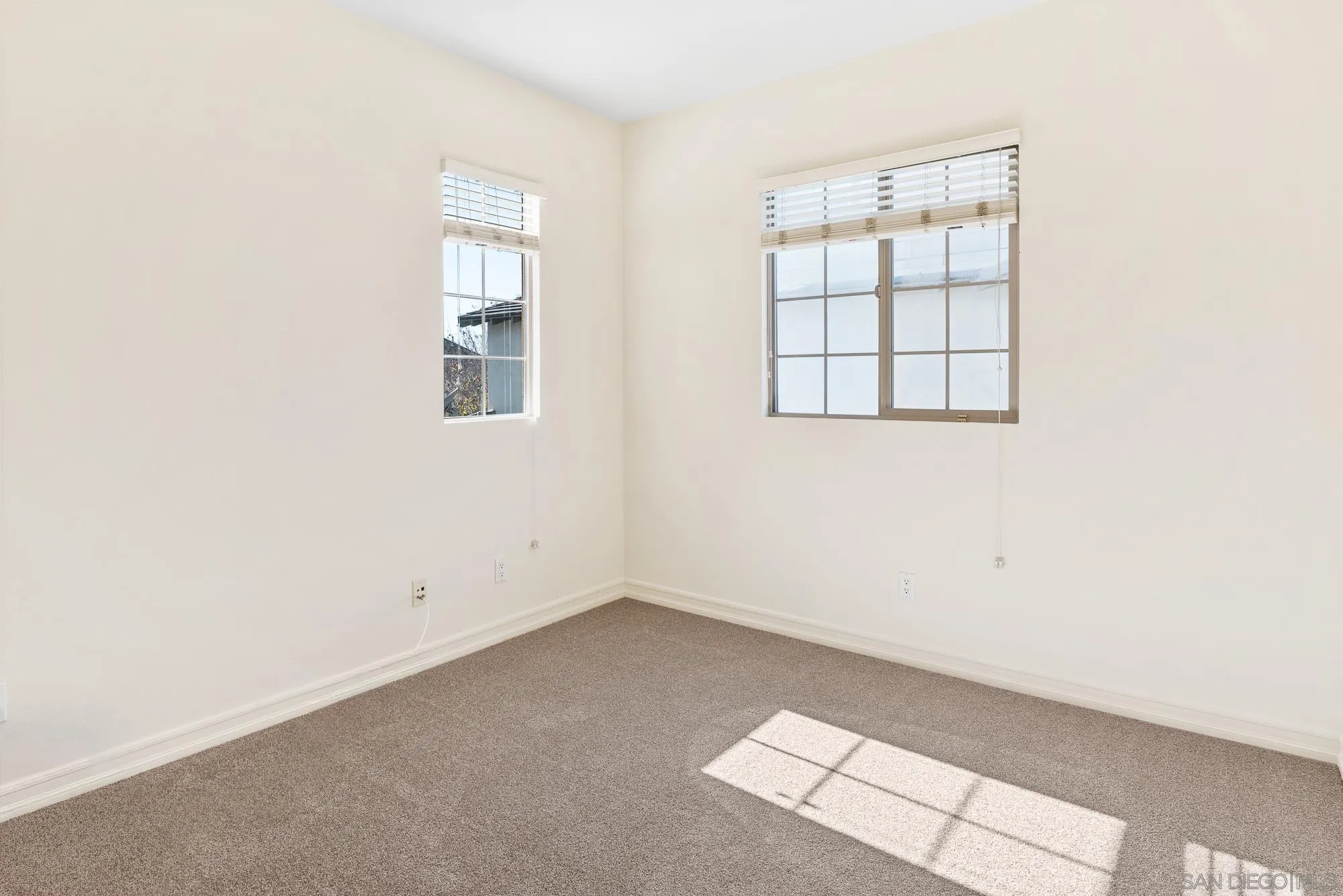 https://cdn.realtyfeed.com/cdn/127/260002367/80850e43c26aa8389b547aa1730927f4.webp