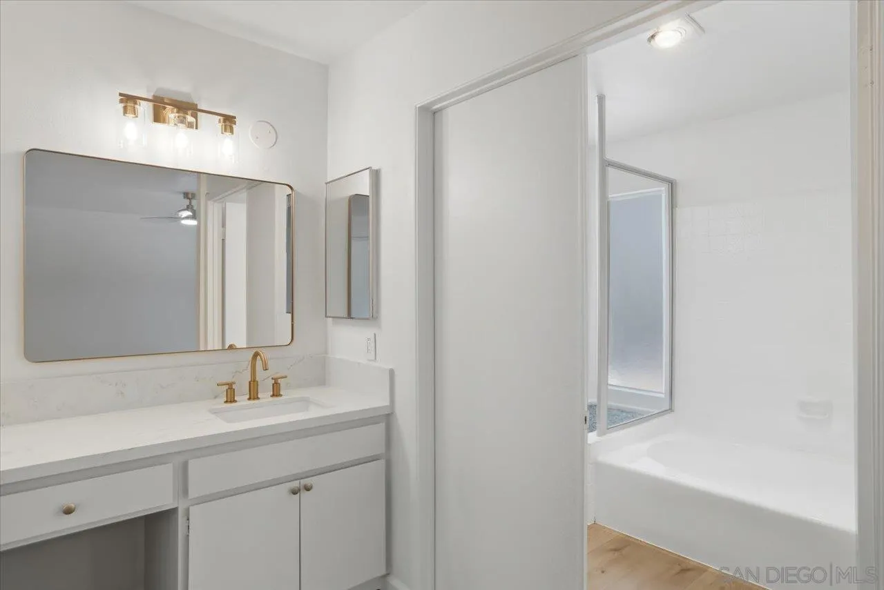 https://cdn.realtyfeed.com/cdn/127/260002370/30e01138ee59c1ef936fcc768cf982ff.webp