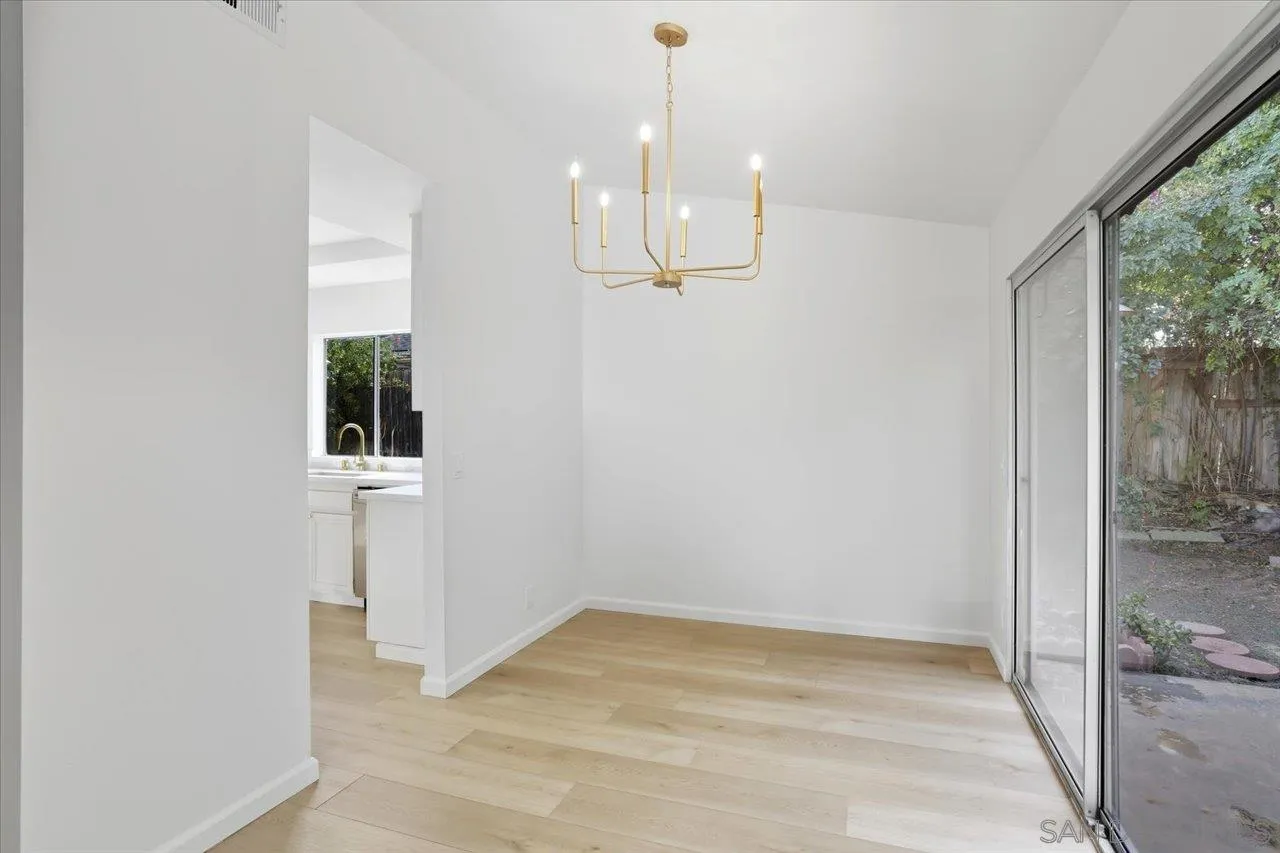 https://cdn.realtyfeed.com/cdn/127/260002370/ba4010db3ee33211d8609124d1c04150.webp