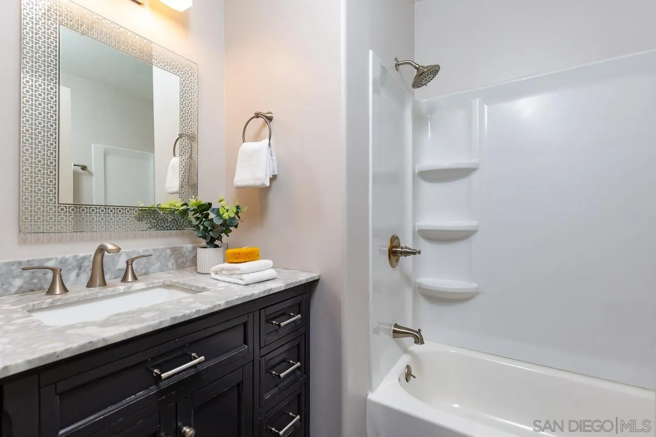 https://cdn.realtyfeed.com/cdn/127/260002371/78ac51a02c9764171a4392a14a575e13.webp