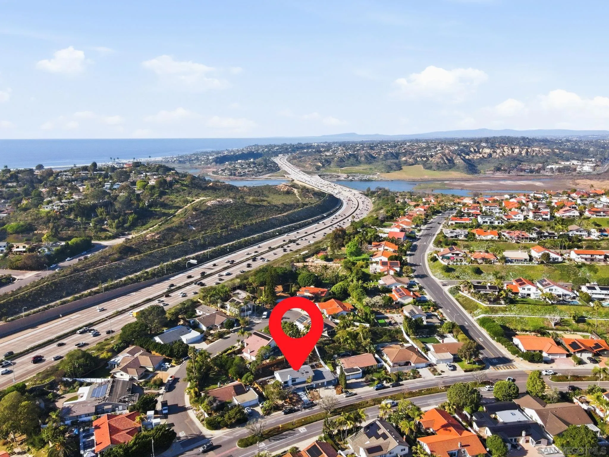https://cdn.realtyfeed.com/cdn/127/260002376/53216724dbd08f4acc8ace13f6e895f1.webp