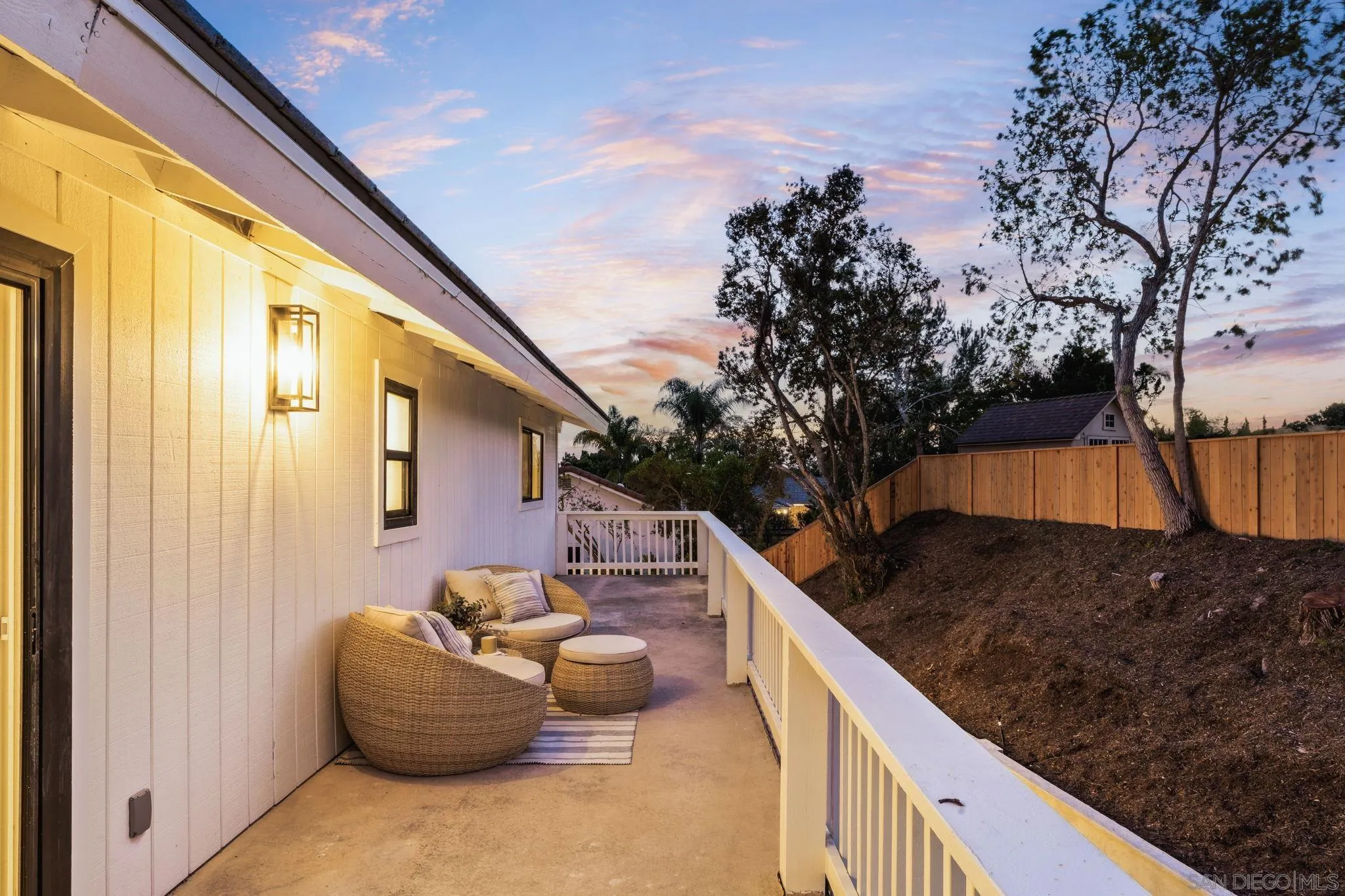 https://cdn.realtyfeed.com/cdn/127/260002376/55aa4eb2c24a9c0832c2d226694fbfe4.webp