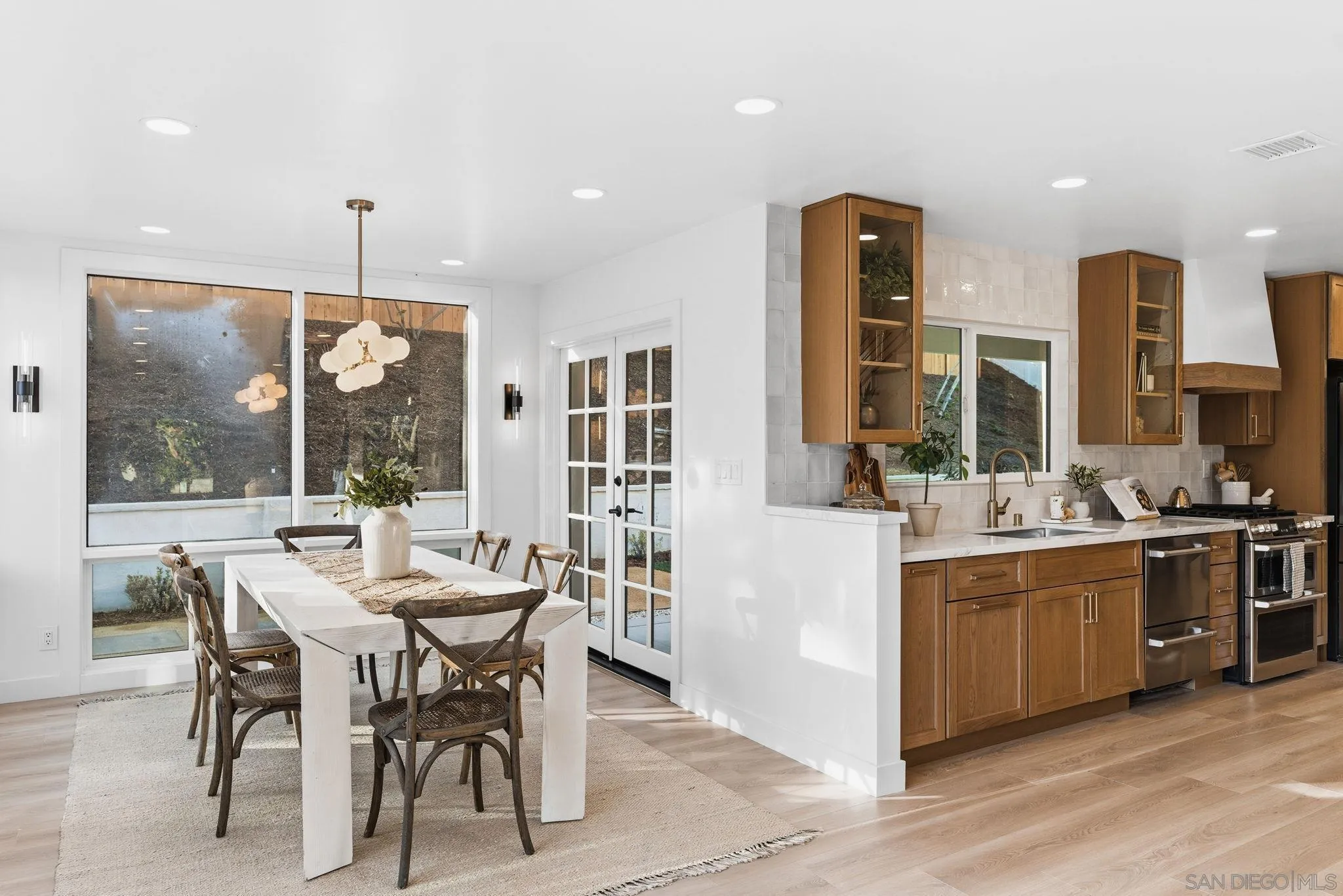 https://cdn.realtyfeed.com/cdn/127/260002376/889526592e9ba7f891e248ad3fabea80.webp