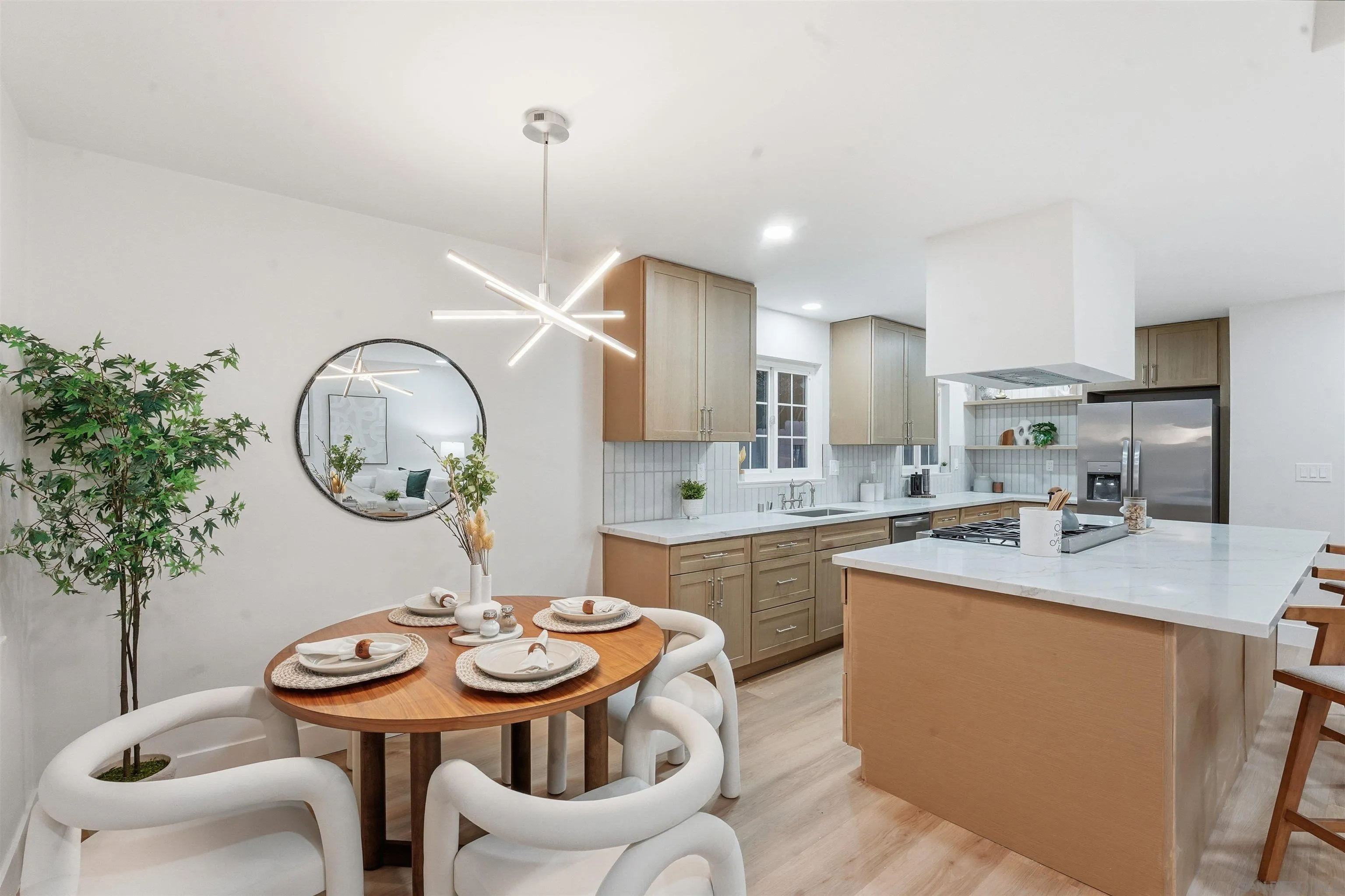 https://cdn.realtyfeed.com/cdn/127/260002381/09886e1b0e1807f9dd2a389311244e49.webp