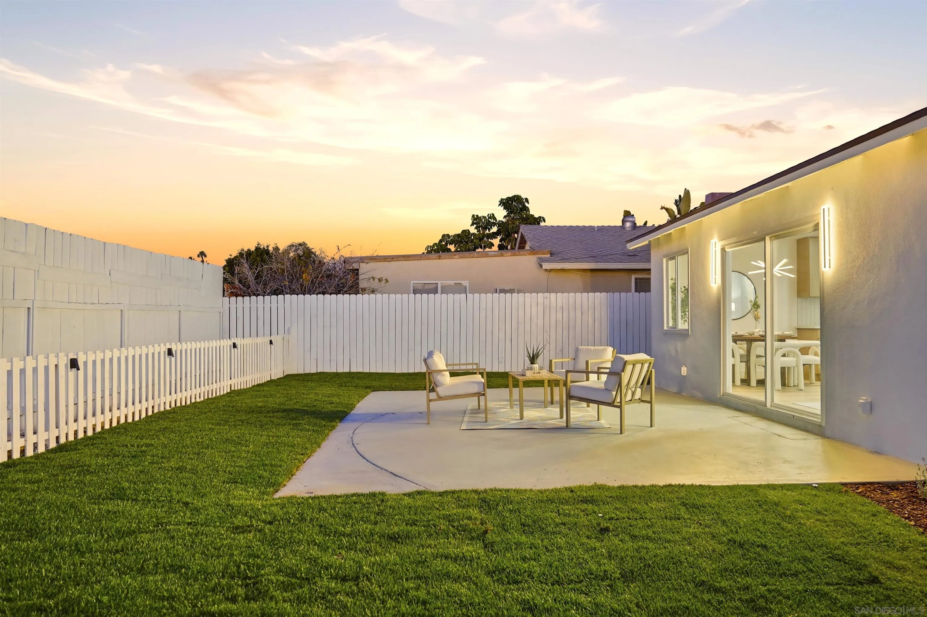 https://cdn.realtyfeed.com/cdn/127/260002381/84f2039c51b6e8b0685176ec123f35c4.webp