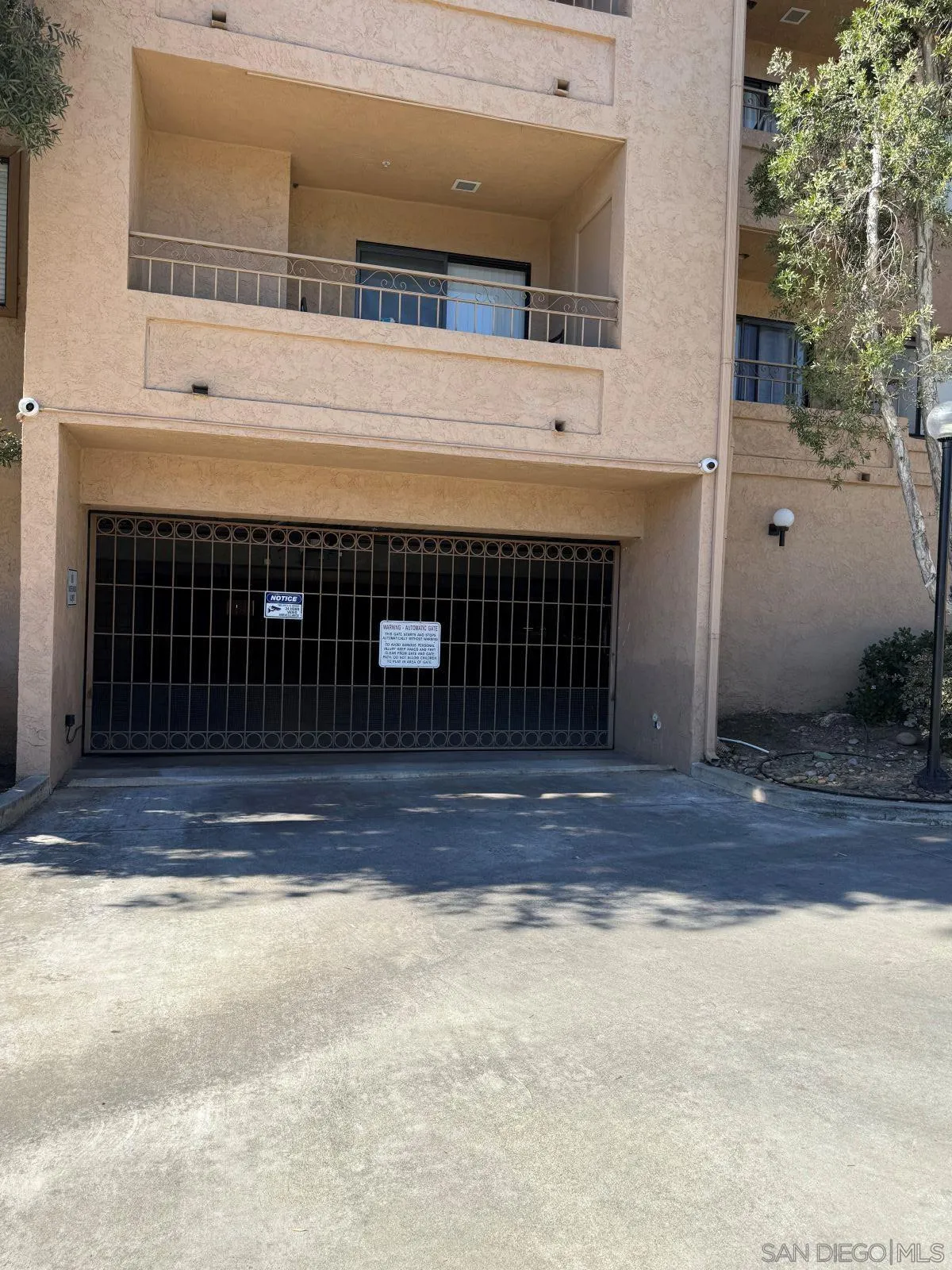 Photo #2: 260002384 Listing: Photo #2