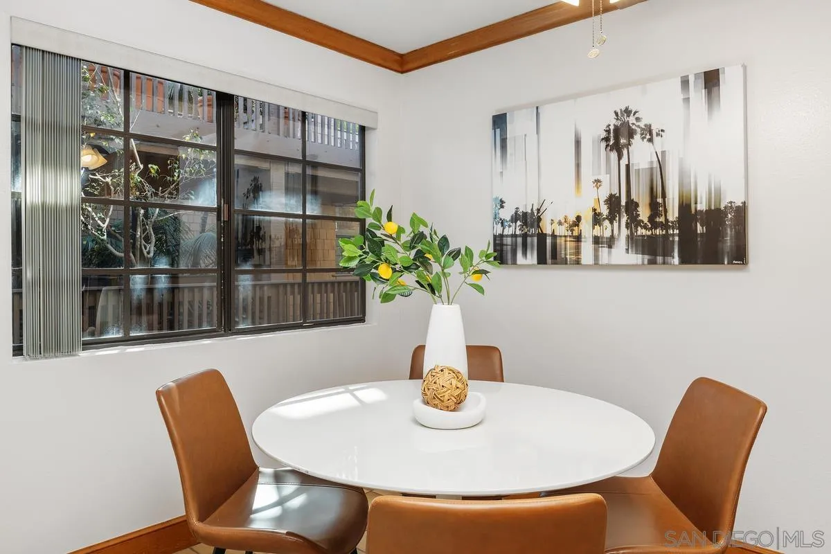 https://cdn.realtyfeed.com/cdn/127/260002385/27716a31ca7ed427c8bc1fdfc76b3ca3.webp
