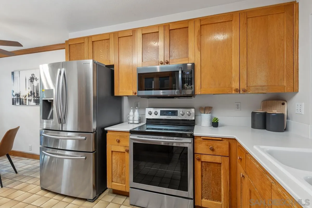 https://cdn.realtyfeed.com/cdn/127/260002385/3e79ac1a7b5754e7e21c5df981601c9e.webp