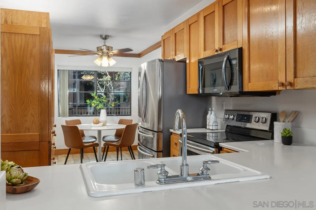 https://cdn.realtyfeed.com/cdn/127/260002385/6a86804002fc403f99e6d64808147509.webp