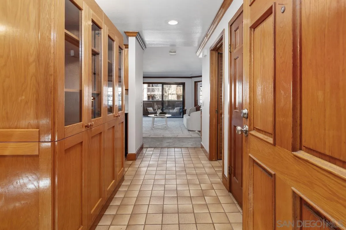 https://cdn.realtyfeed.com/cdn/127/260002385/dbfbb54a8bcdcb3257365bf0827df2da.webp