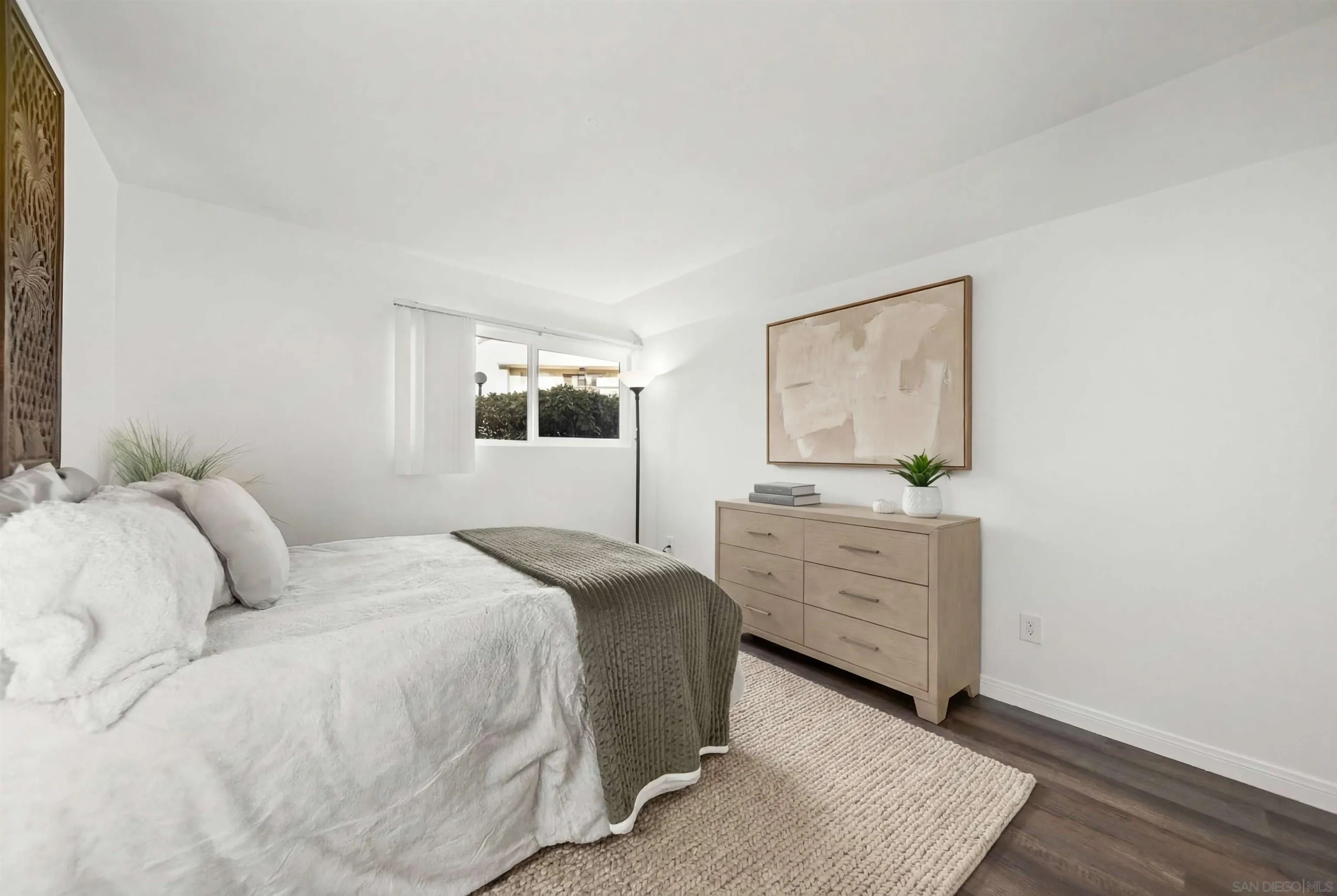 https://cdn.realtyfeed.com/cdn/127/260002387/10147fbead058a06a535557080a69027.webp