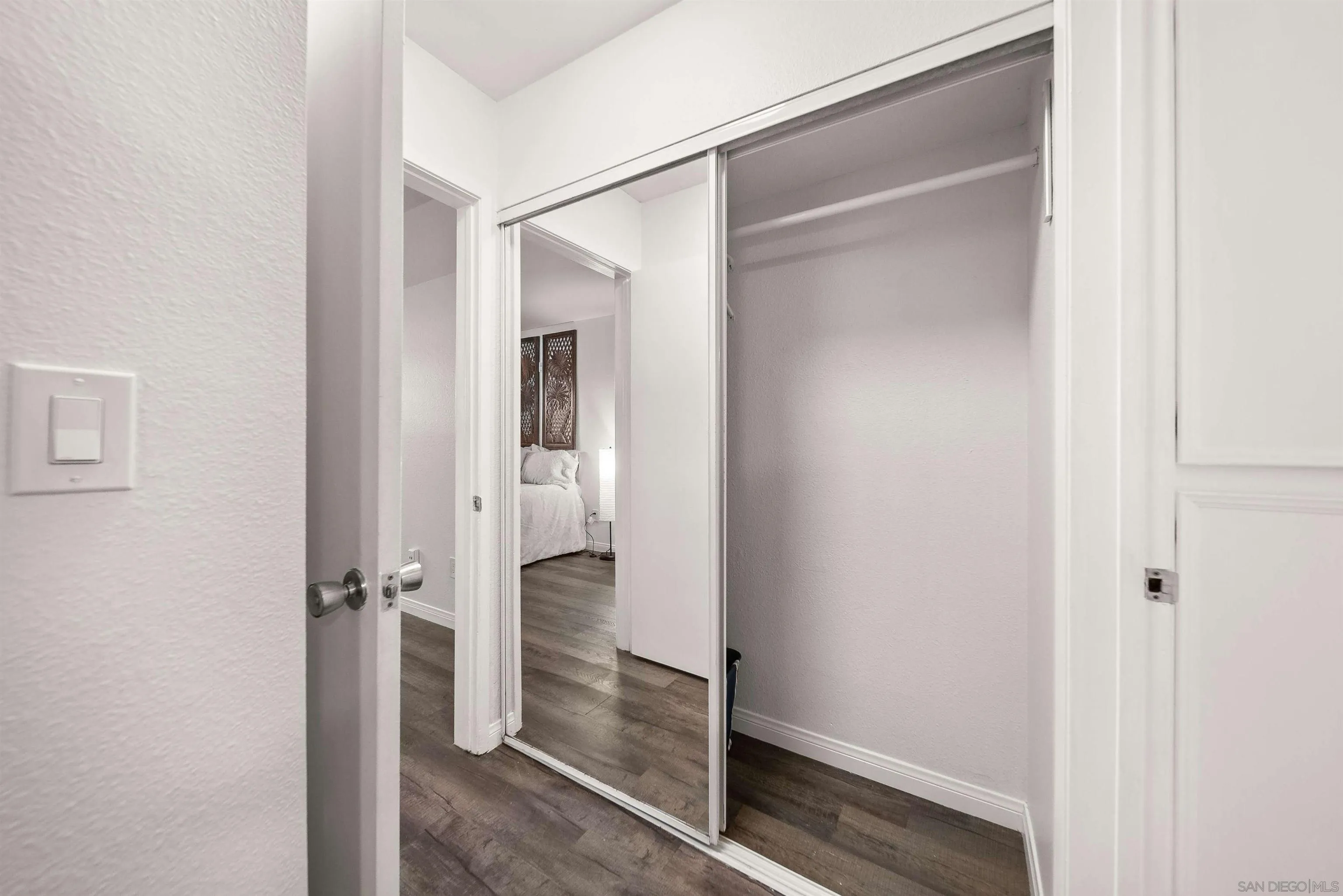 https://cdn.realtyfeed.com/cdn/127/260002387/bf598ee0343edd30ba5f3278f02f0f42.webp