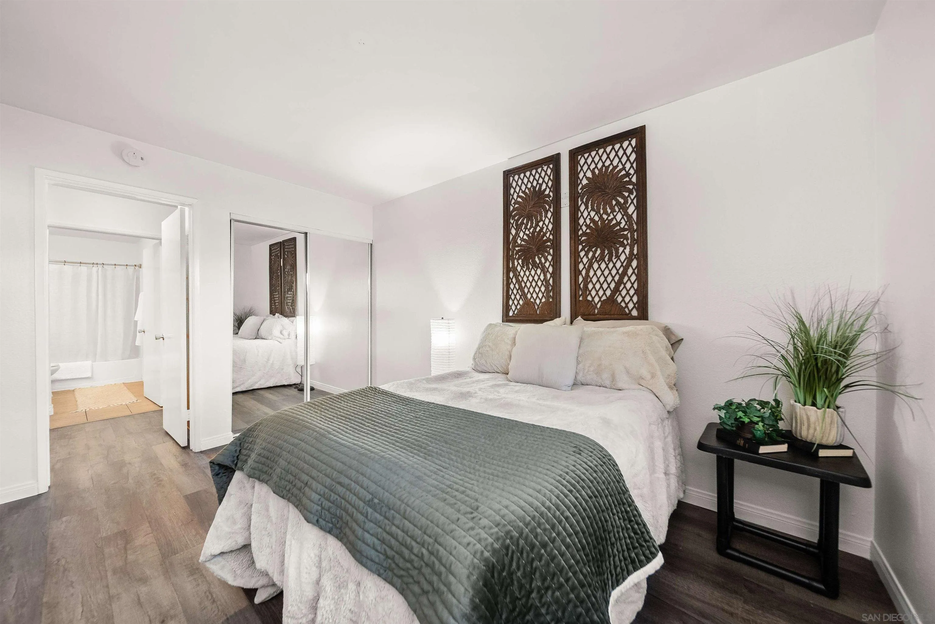 https://cdn.realtyfeed.com/cdn/127/260002387/ec96152b0f578974156c1576da04df61.webp