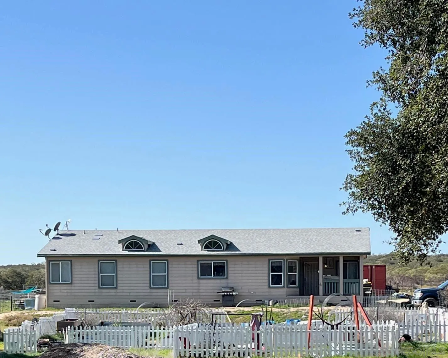 https://cdn.realtyfeed.com/cdn/127/260002388/7437c9363a287f848972d274ecc73918.webp