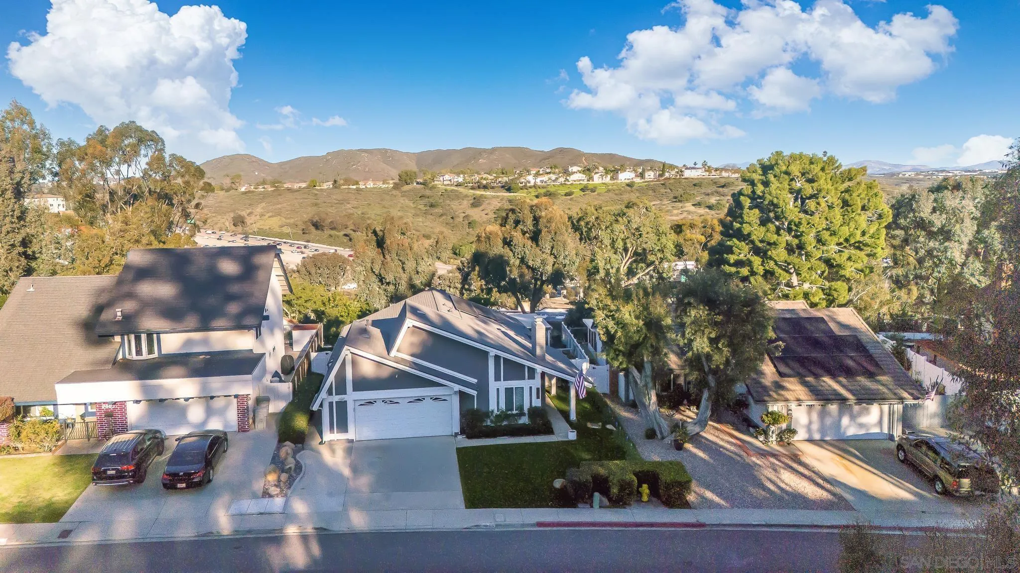 https://cdn.realtyfeed.com/cdn/127/260002389/5b7664d9f6c6627c26849da1b409ed75.webp