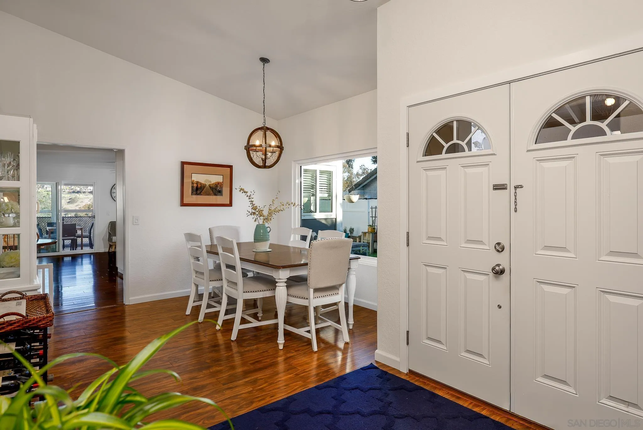 https://cdn.realtyfeed.com/cdn/127/260002389/bed979d5d47d1b942bd679c662cd37f4.webp