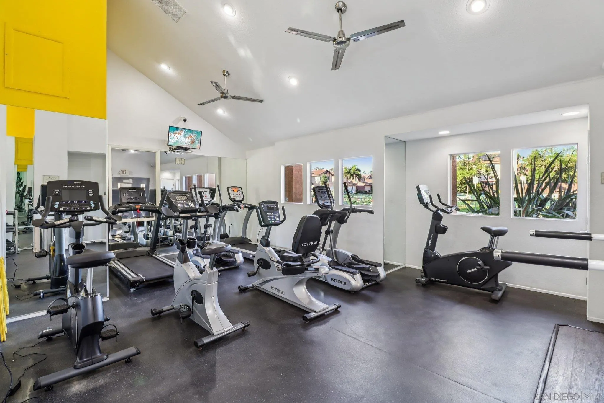 https://cdn.realtyfeed.com/cdn/127/260002390/53ea4b9337739d989e0ed0bfe1939088.webp