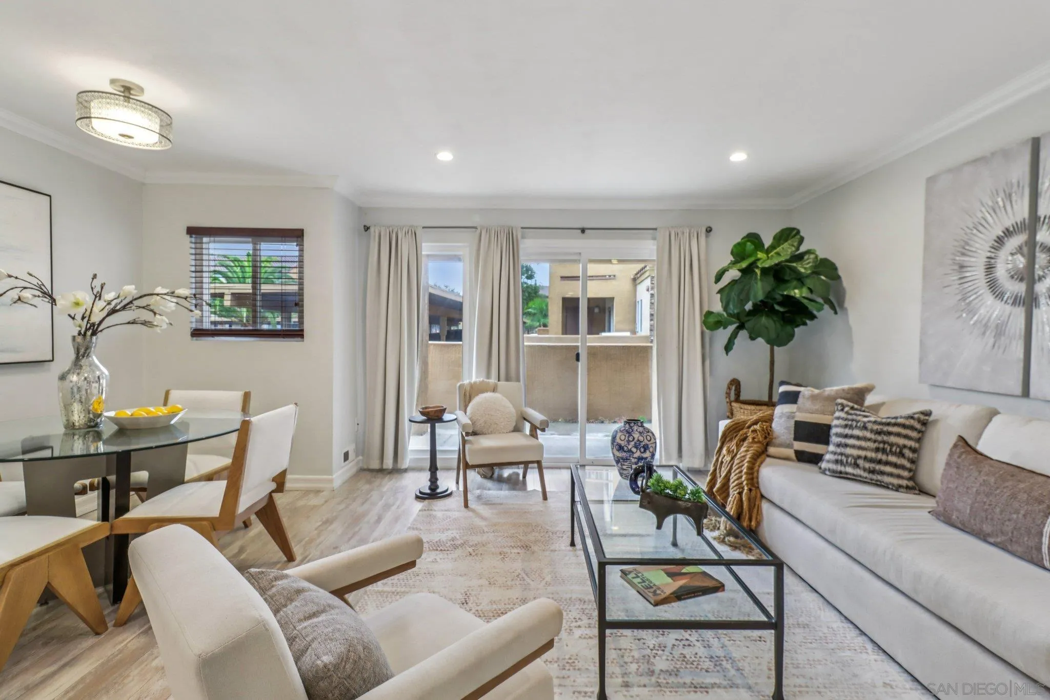 https://cdn.realtyfeed.com/cdn/127/260002390/7de95949a1af3de7d9d61c07675270a4.webp