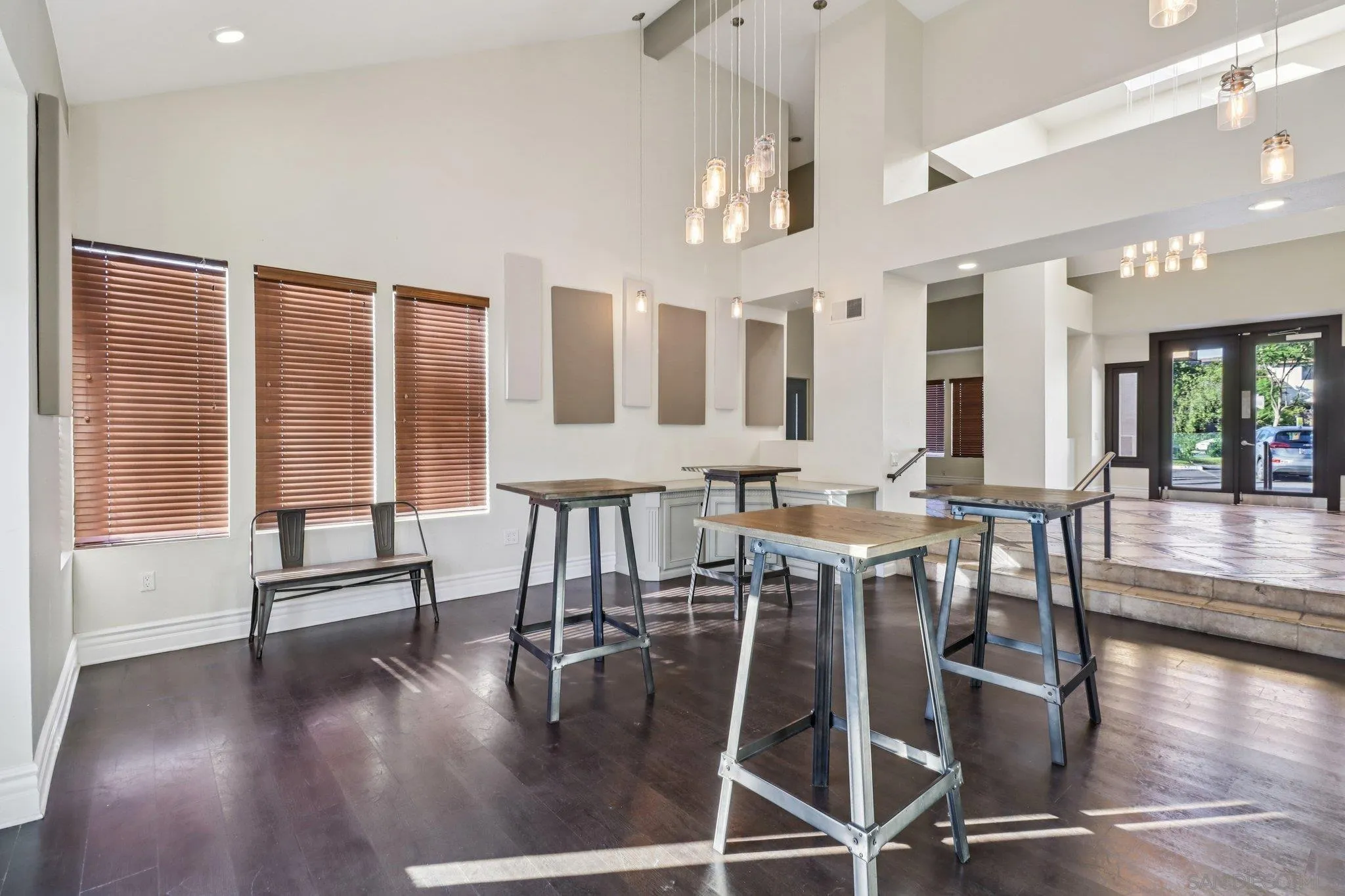 https://cdn.realtyfeed.com/cdn/127/260002390/9892bbd5f723132761d71f41483b145a.webp