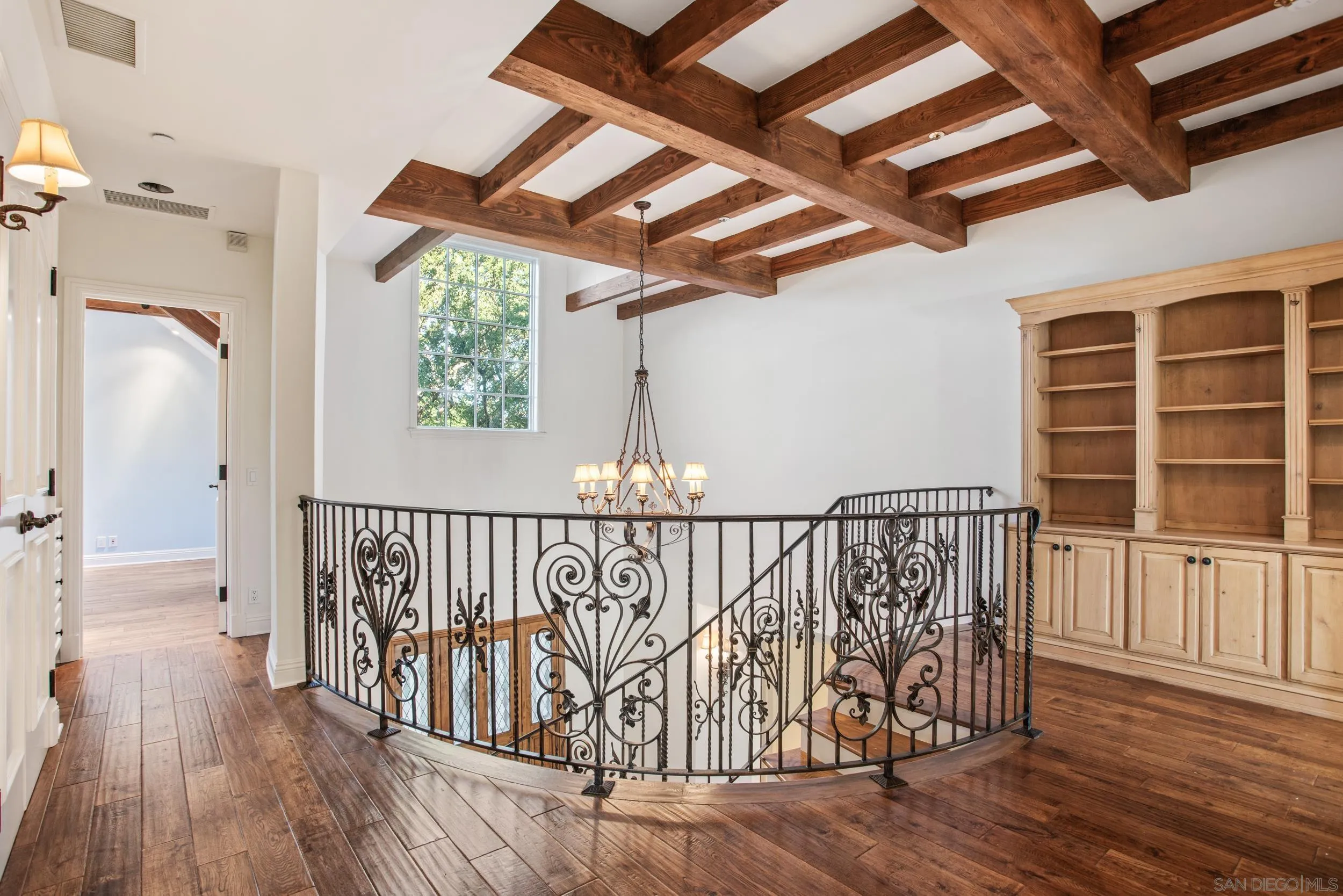 https://cdn.realtyfeed.com/cdn/127/260002393/d9436582f14c47526e69f31673cce26f.webp