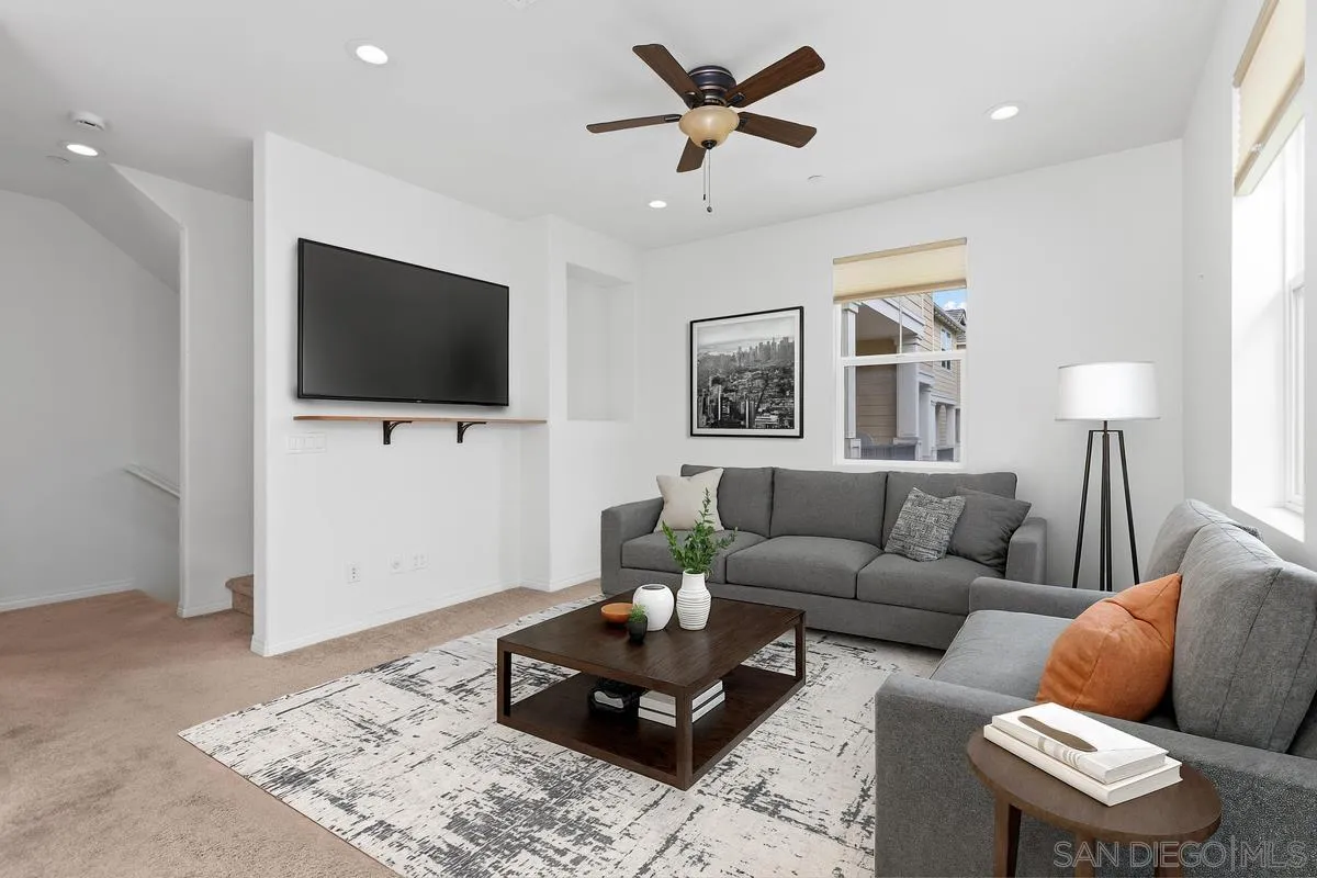Photo #1: 260002395 Listing: Photo #1