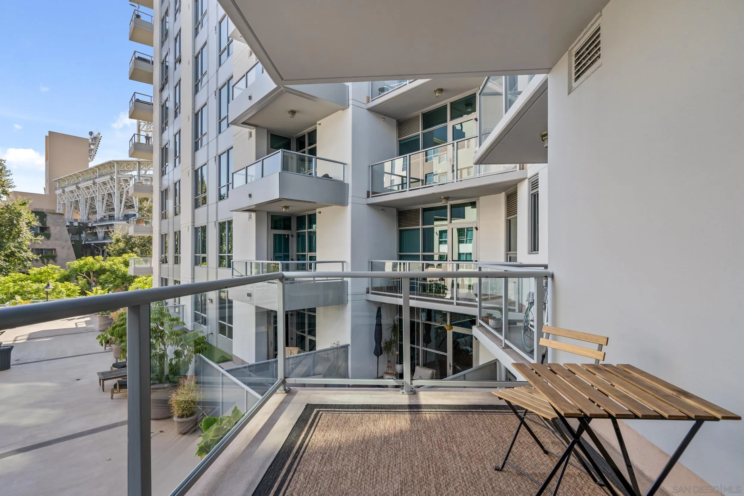 https://cdn.realtyfeed.com/cdn/127/260002398/67a87851bc4e72024b391ecd409a3c89.webp