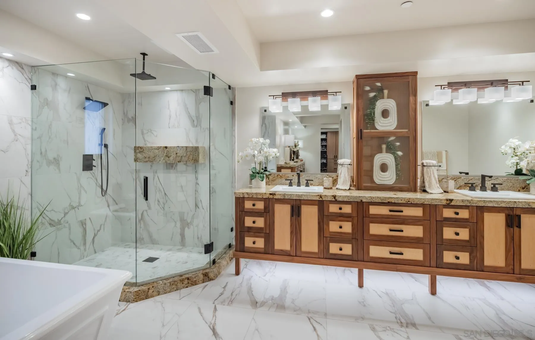 Photo #19: 260002399 Listing: Photo #19