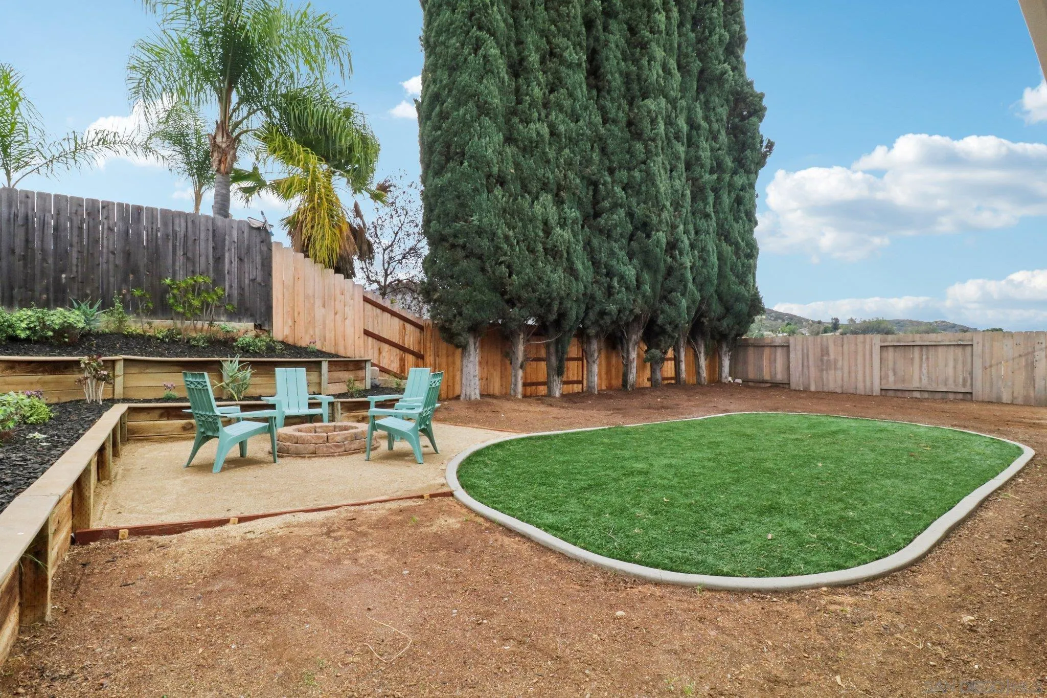 https://cdn.realtyfeed.com/cdn/127/2600024/b0b7f24984a5b579e1839a7268c9e247.webp