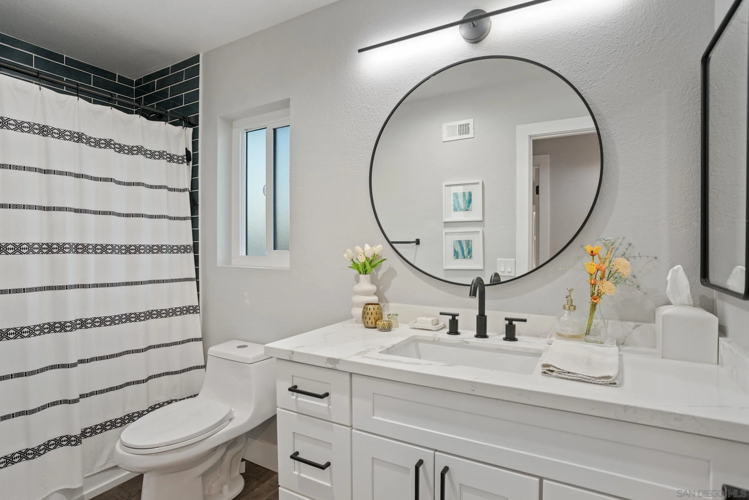 https://cdn.realtyfeed.com/cdn/127/260002400/5cb711620293b42bad6e464373d6922b.webp