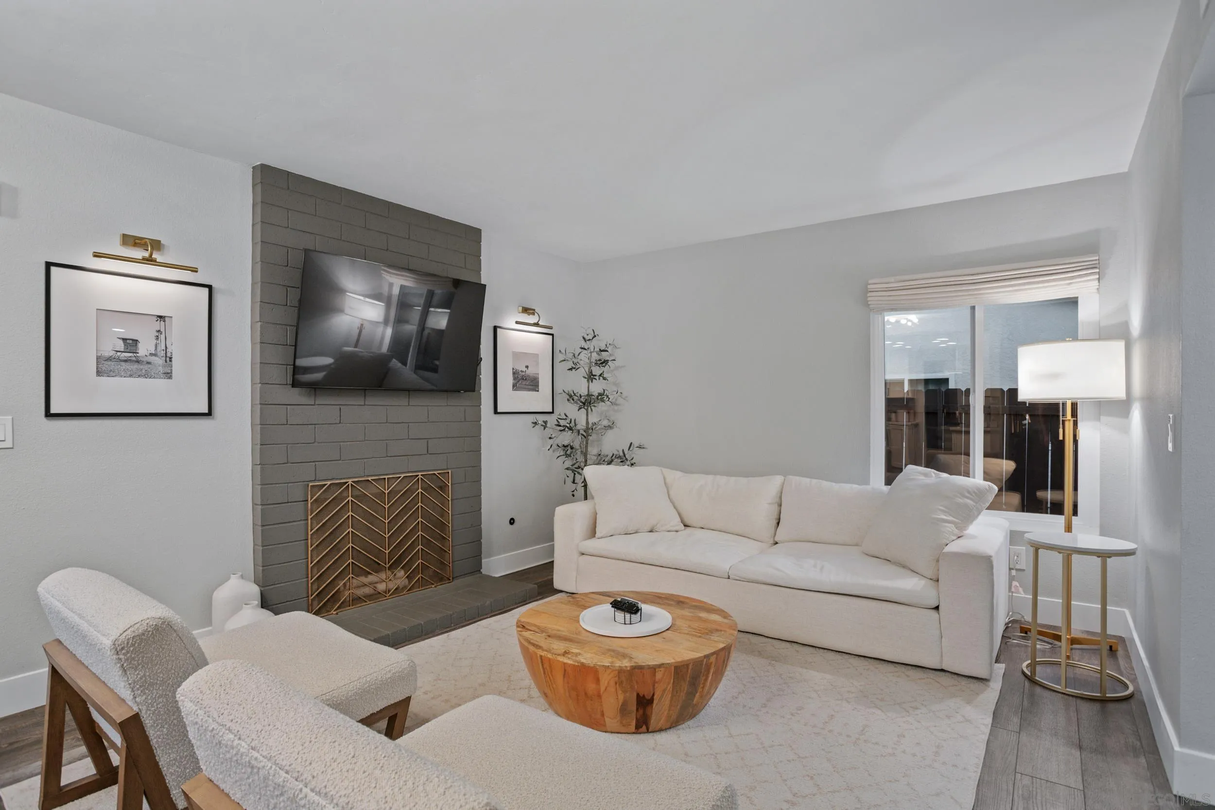 https://cdn.realtyfeed.com/cdn/127/260002400/8b2b5c8b253884352f11e0d780aa4ac5.webp