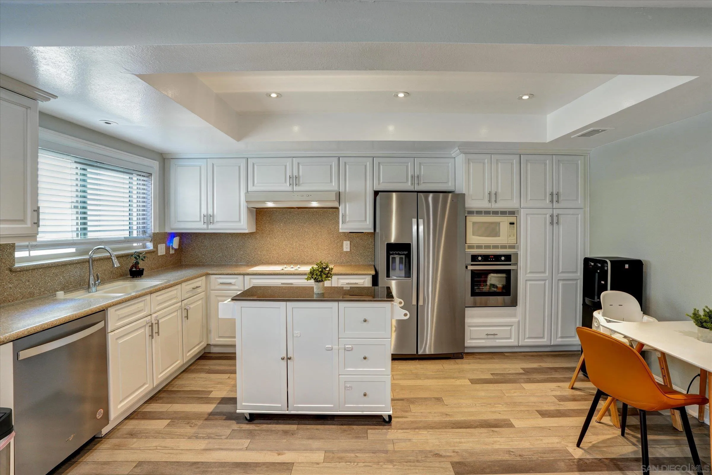 Photo #6: 260002402 Listing: Photo #6