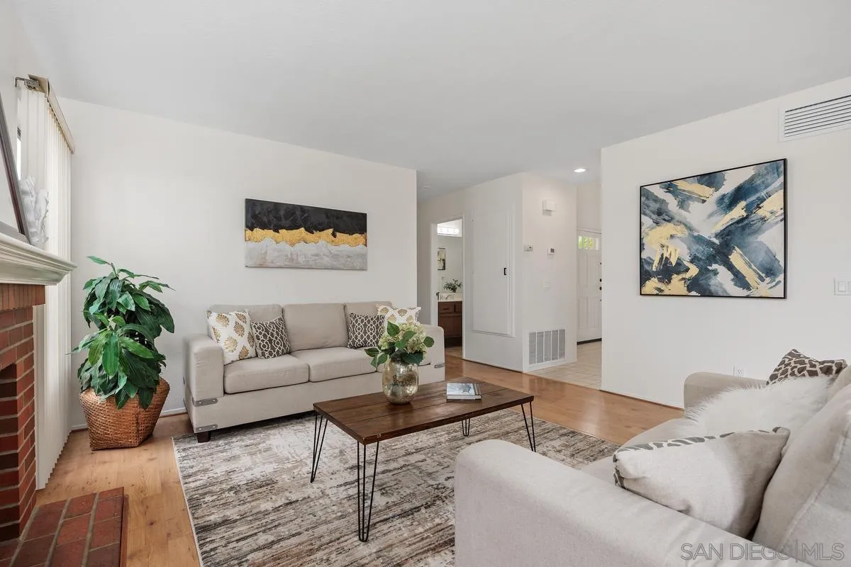 https://cdn.realtyfeed.com/cdn/127/260002408/1d460ae539c10f19231f1d79162ac1ac.webp