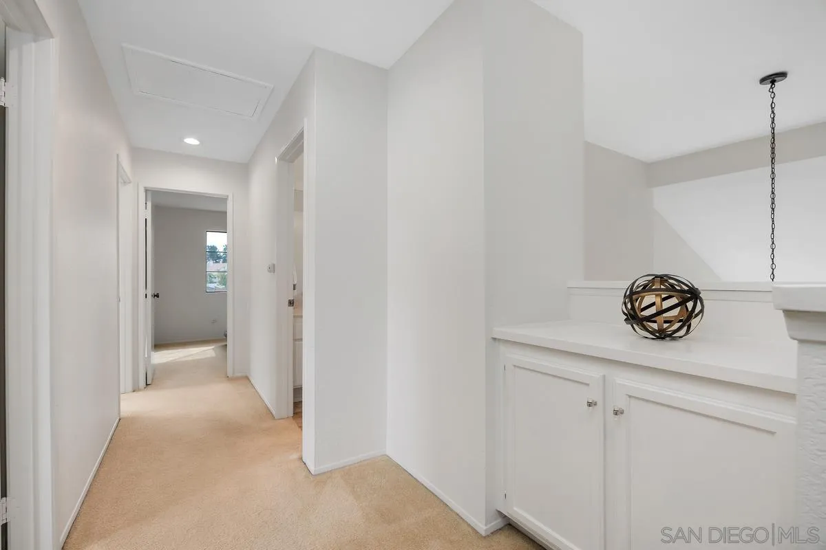 https://cdn.realtyfeed.com/cdn/127/260002408/594cf72e6c8676a2f8278fb6c6cf8f14.webp