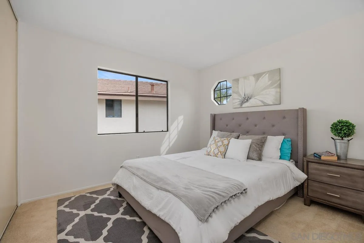 https://cdn.realtyfeed.com/cdn/127/260002408/ec3e3a3edb8881aa738309d0c107ba06.webp