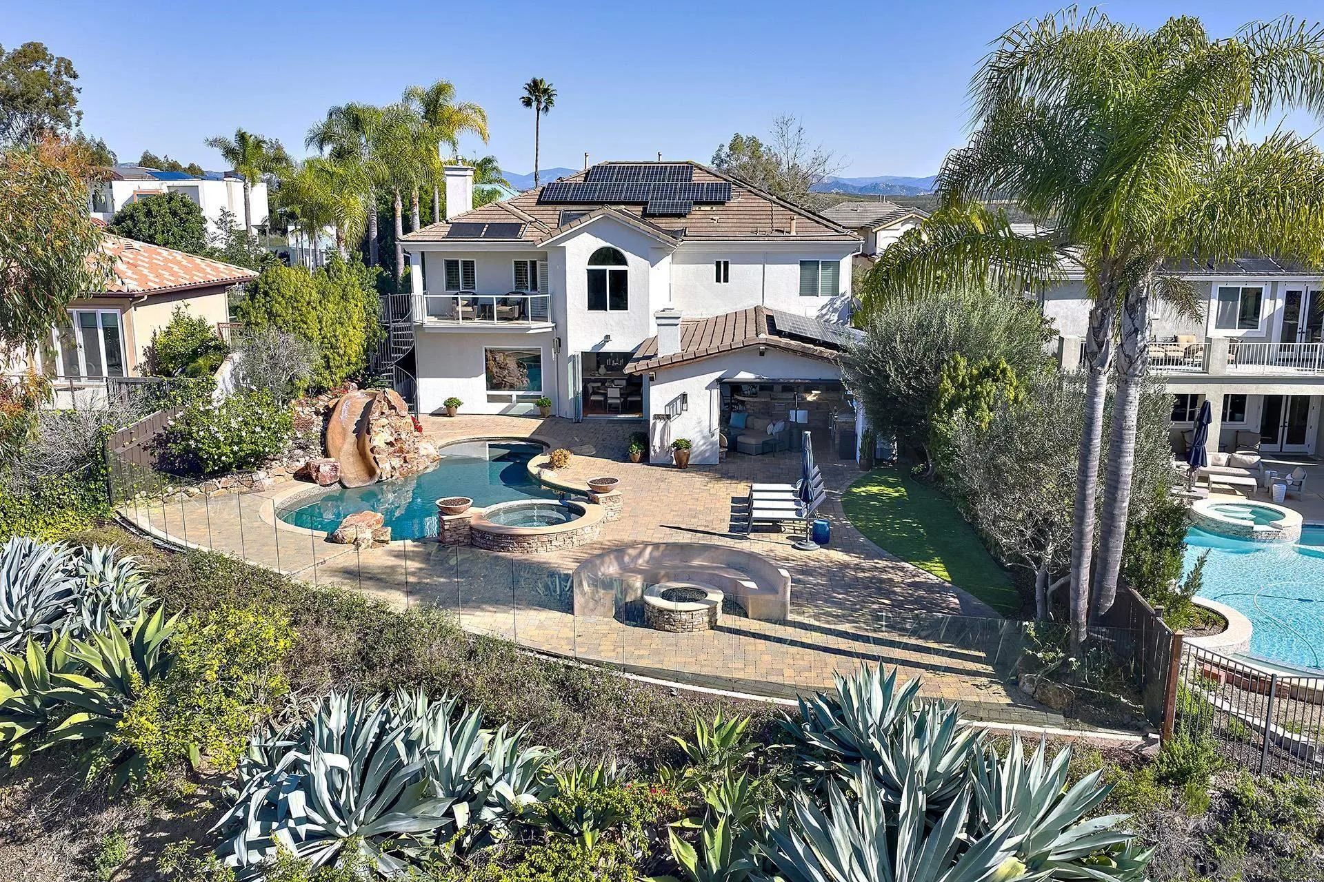 https://cdn.realtyfeed.com/cdn/127/260002409/277130d925f4031be15a86bc8d2ed534.webp