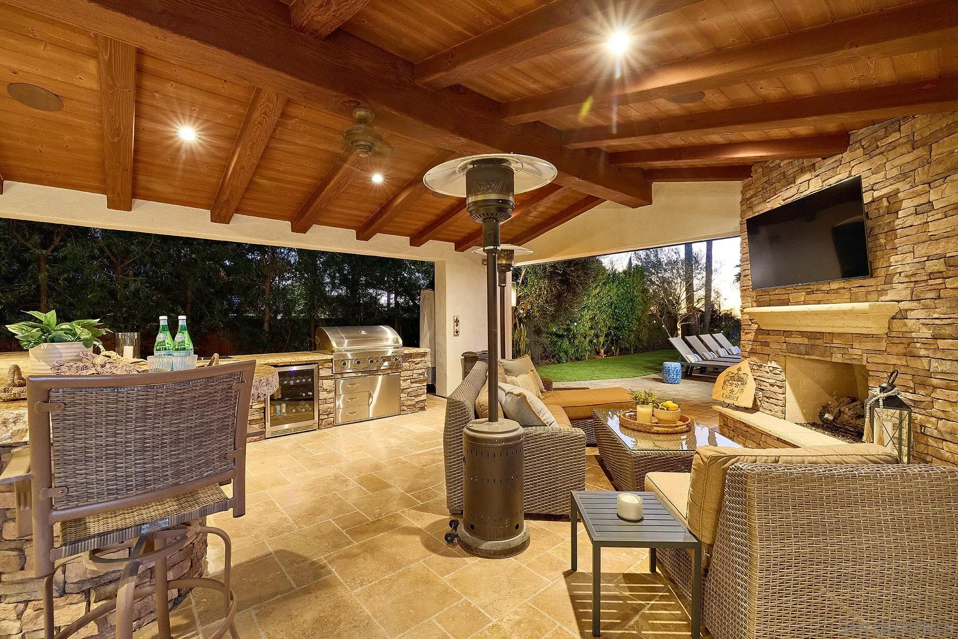 https://cdn.realtyfeed.com/cdn/127/260002409/4387a486a250cb2a0137919298559725.webp