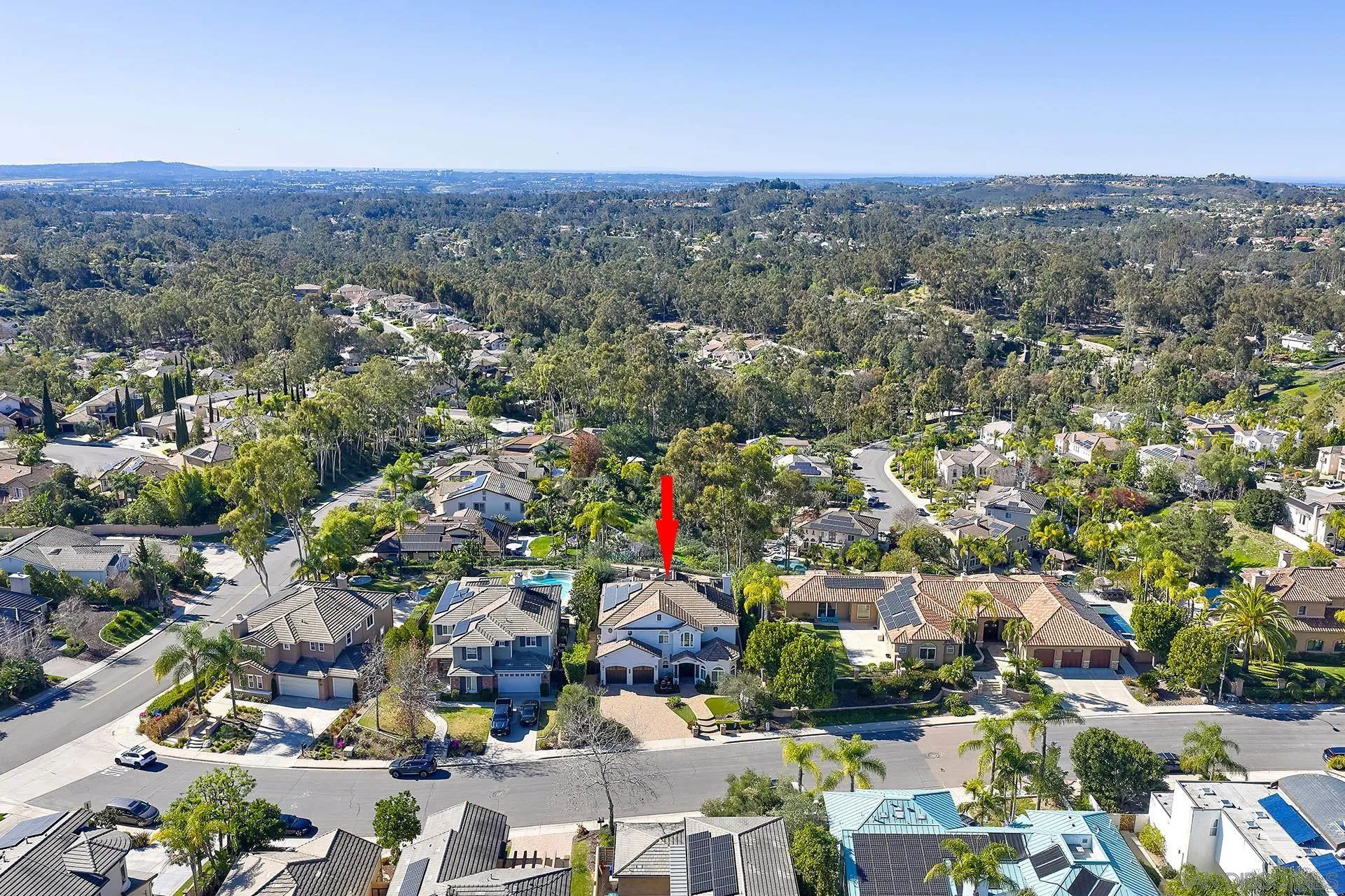 https://cdn.realtyfeed.com/cdn/127/260002409/4650bd73805975346435584881f26cd6.webp