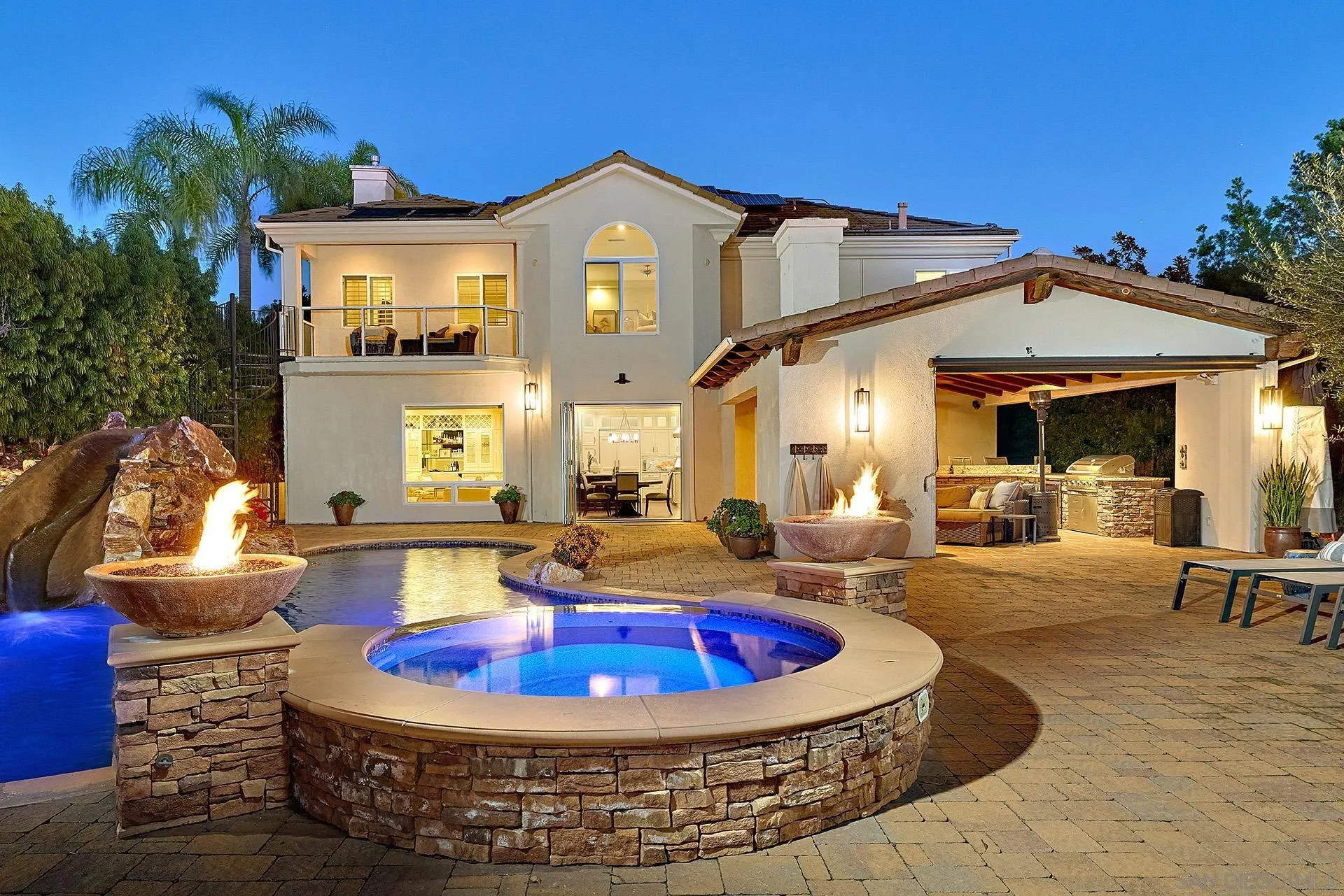 https://cdn.realtyfeed.com/cdn/127/260002409/4c0bea04a59b0ada454ab3a99782ad90.webp