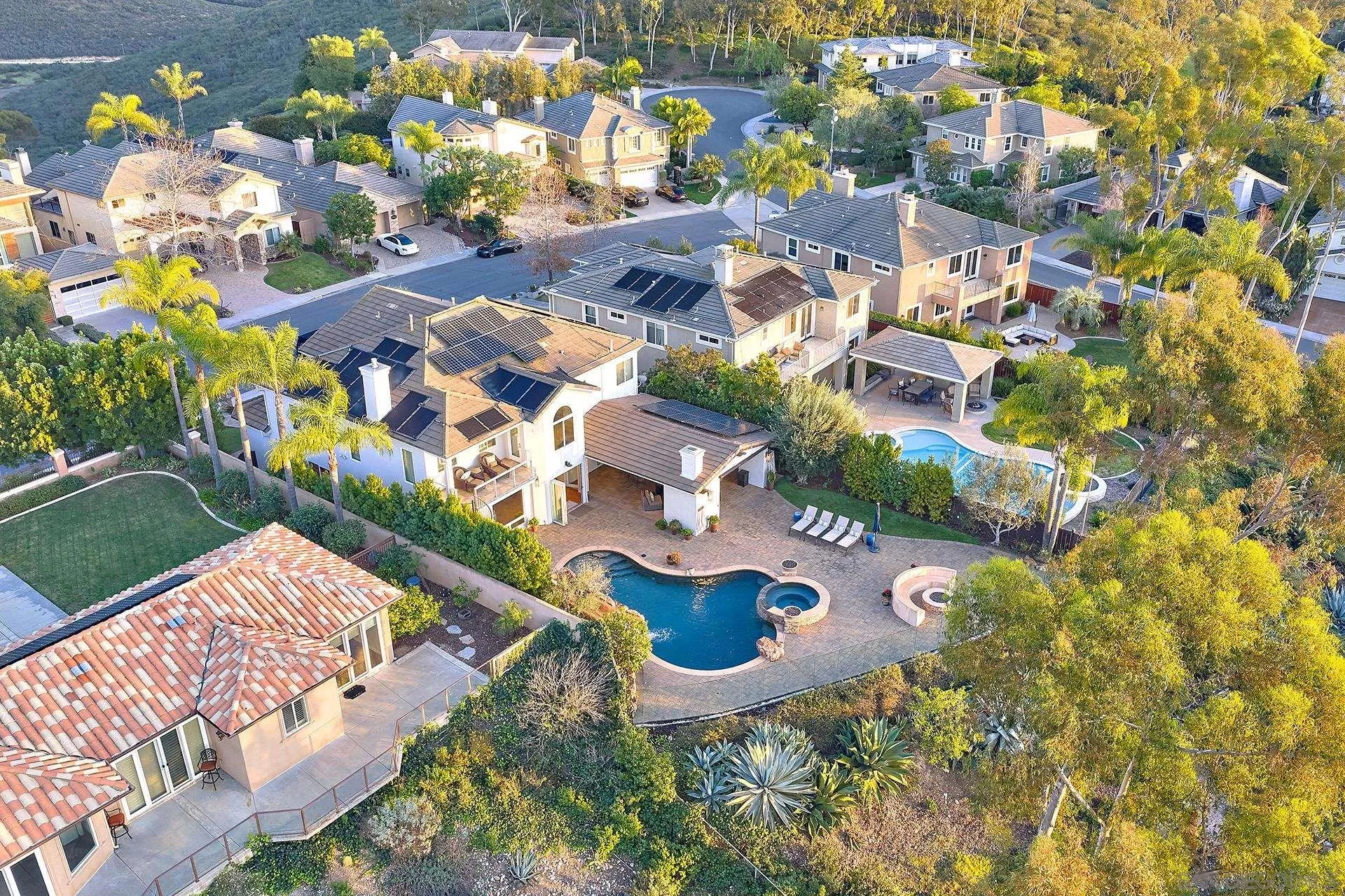 https://cdn.realtyfeed.com/cdn/127/260002409/69eafe48279aec46689793a667bdb717.webp