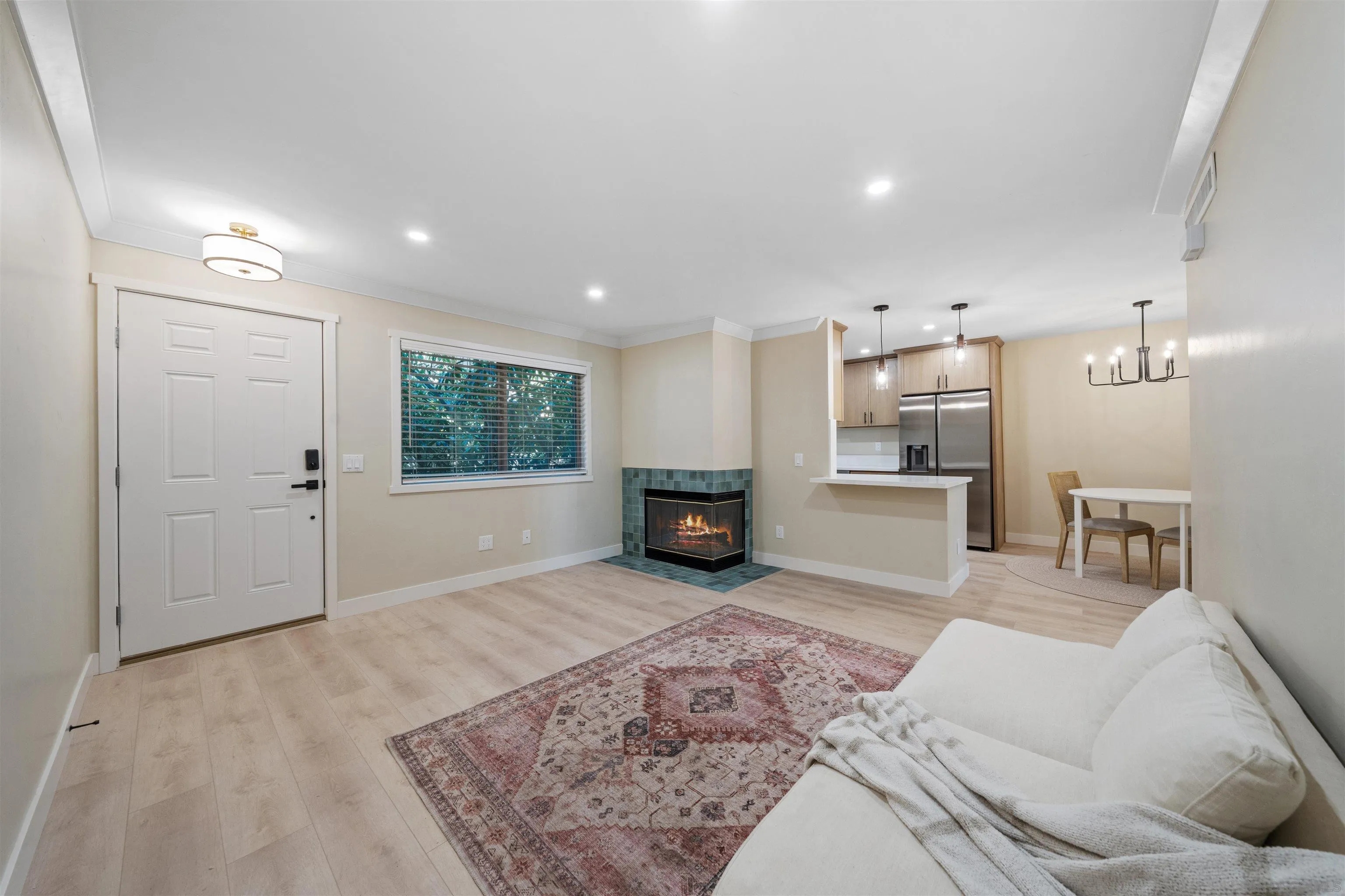 https://cdn.realtyfeed.com/cdn/127/260002410/4290878b05450e6186bd289e9a2a0abf.webp