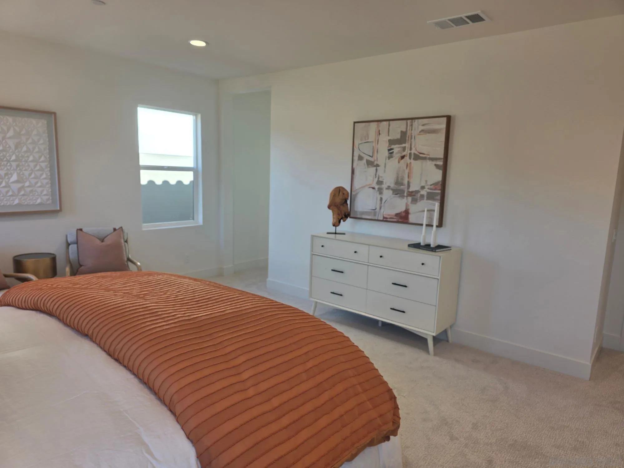 https://cdn.realtyfeed.com/cdn/127/260002412/51652ca8c4ac9149acd683f0aaa3548b.webp