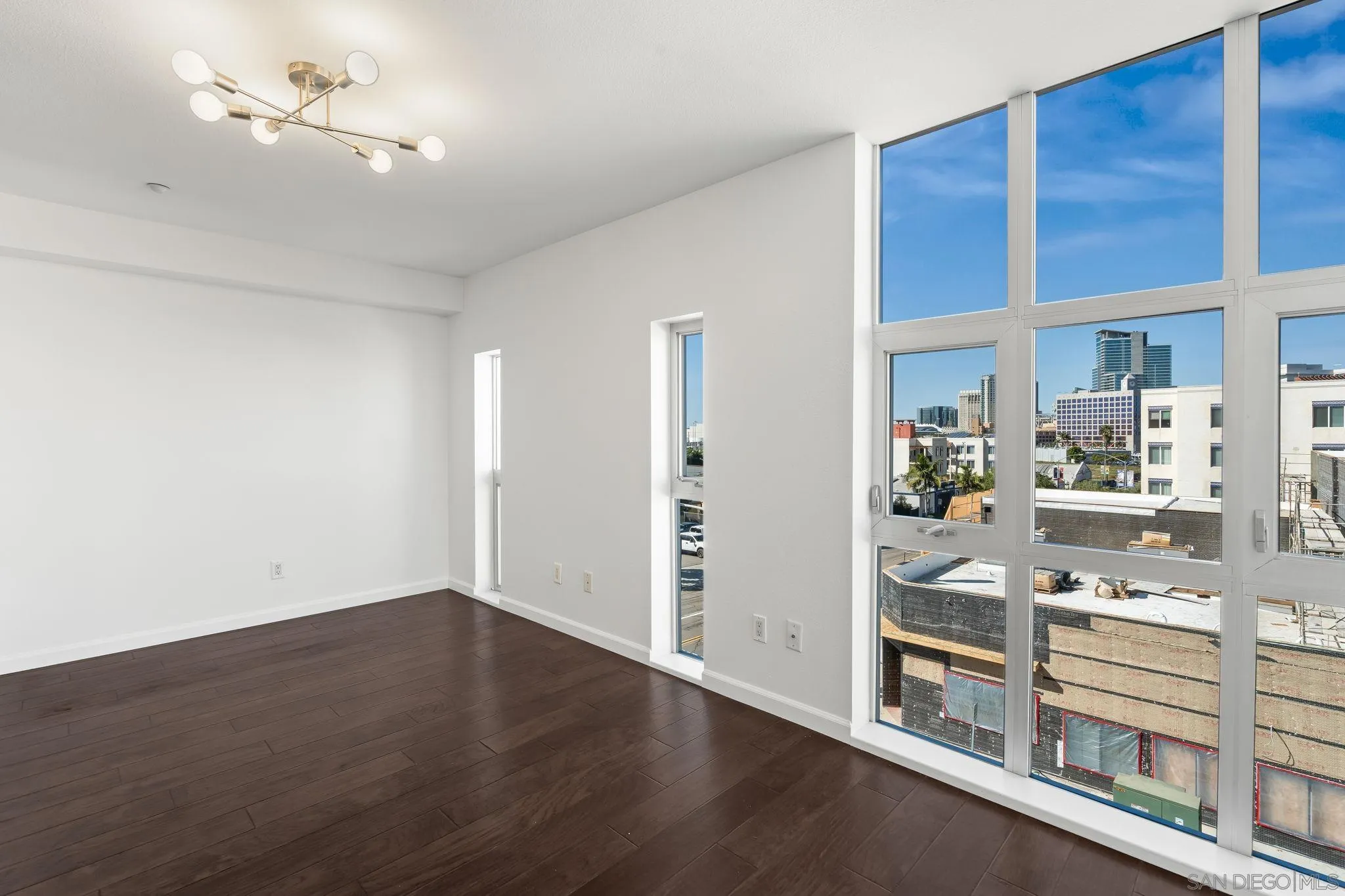 https://cdn.realtyfeed.com/cdn/127/260002413/395c01f05ac69e94060cd9f13d691262.webp