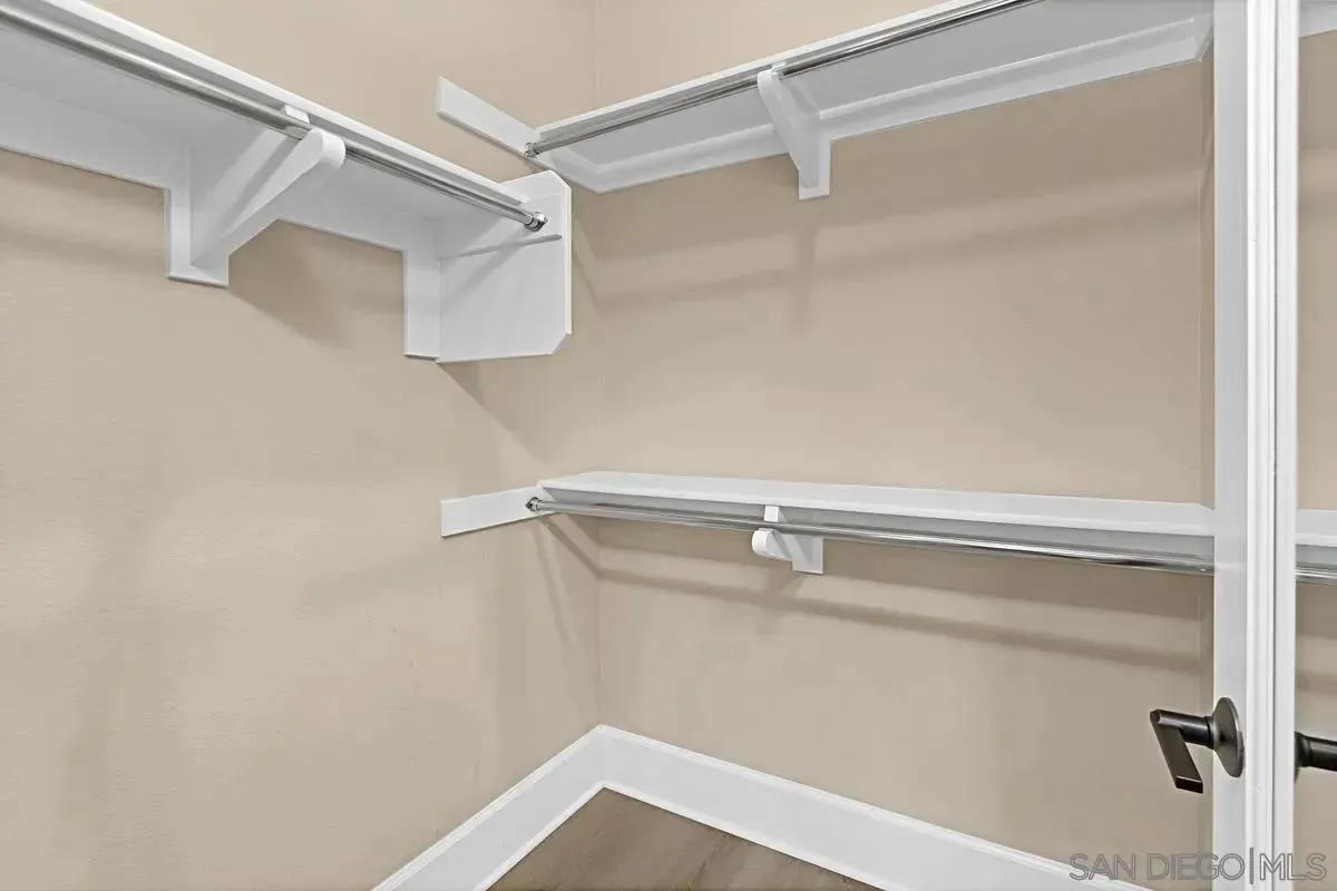 Photo #17: 260002418 Listing: Photo #17