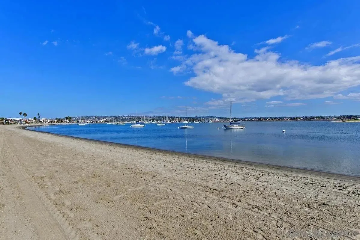 Photo #32: 260002418 Listing: Photo #32