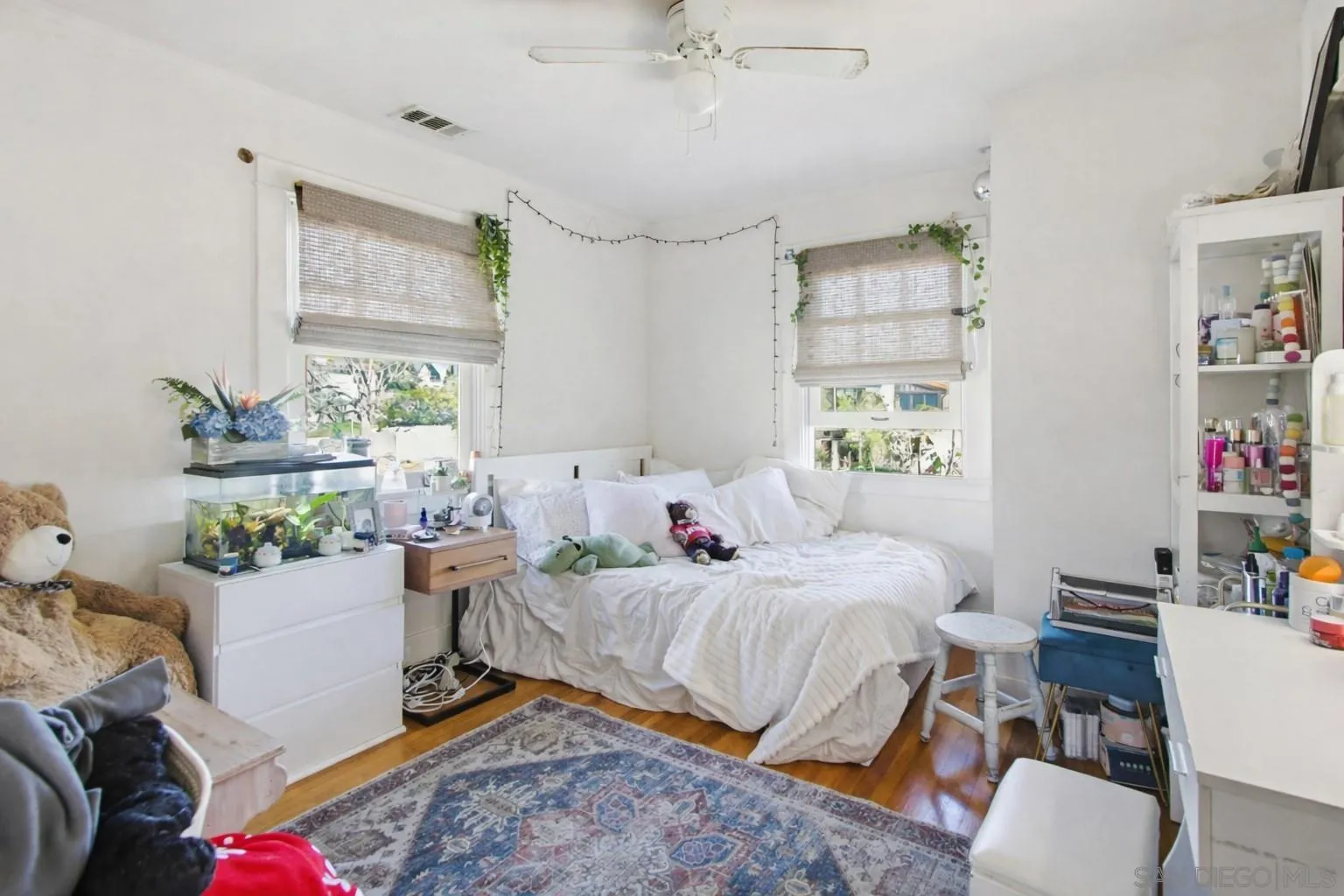 https://cdn.realtyfeed.com/cdn/127/260002422/4720b4f749a7629919ae5fb5c97f73ea.webp