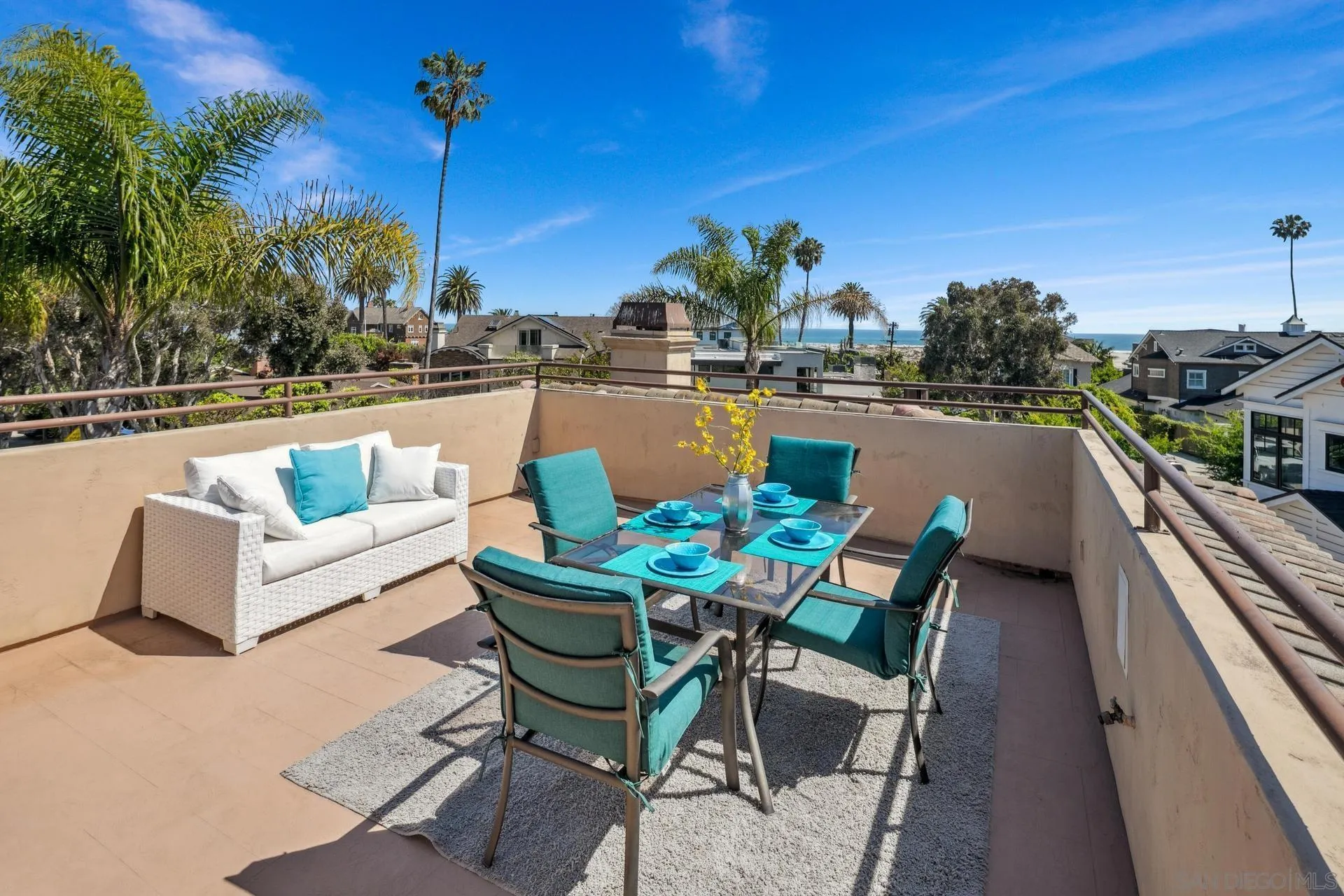 https://cdn.realtyfeed.com/cdn/127/260002440/abca3b3b3c1082ee80afe17dd530c77b.webp