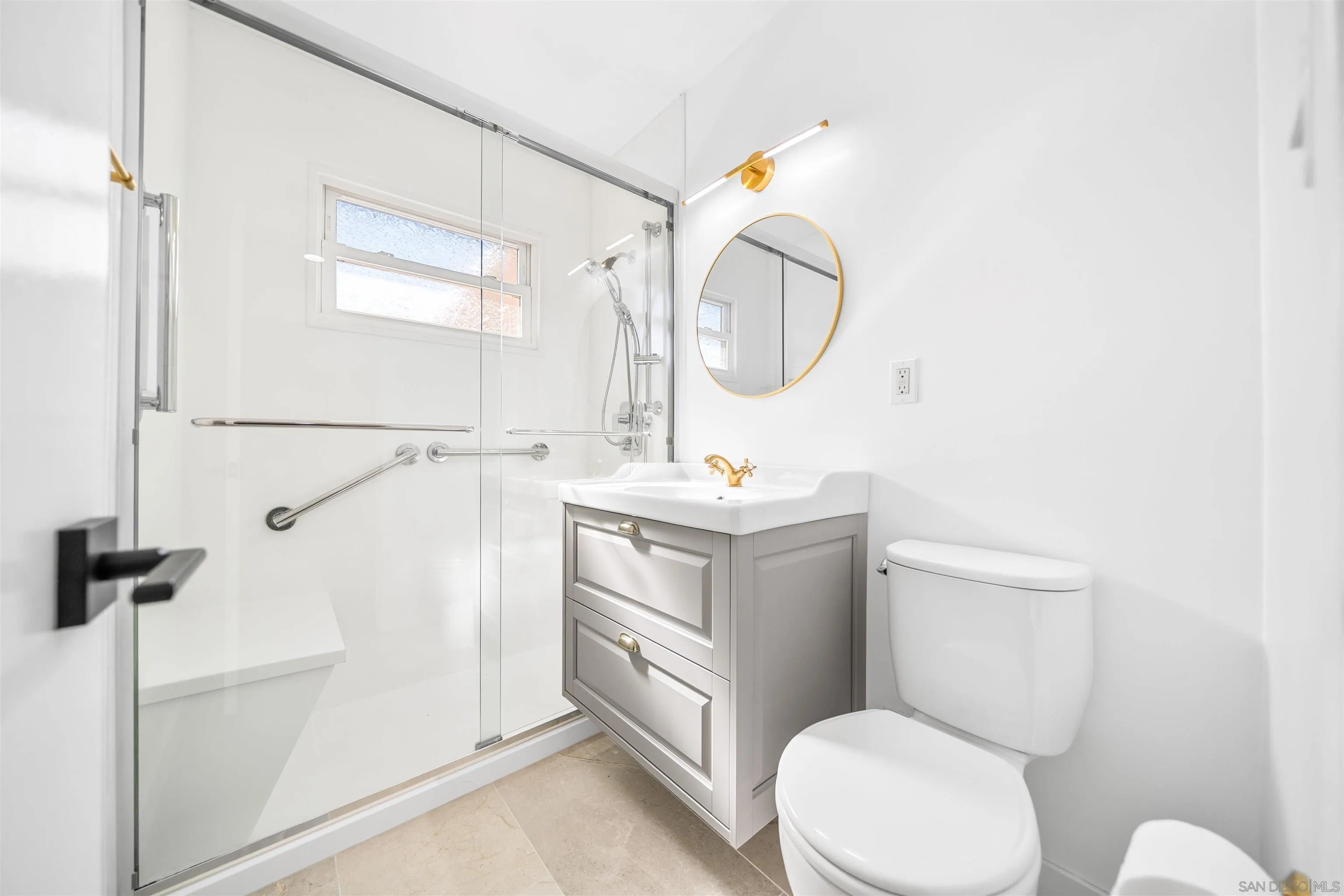 https://cdn.realtyfeed.com/cdn/127/260002444/0886509b39df812f439a5cb7d62deb73.webp