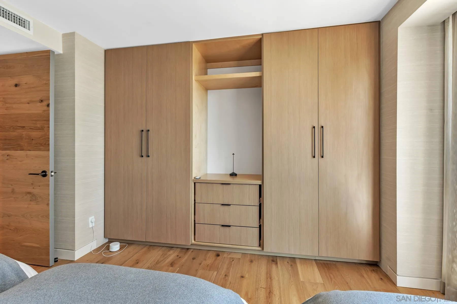 https://cdn.realtyfeed.com/cdn/127/260002446/7bd3be896d1496d6f5b831e076892b88.webp
